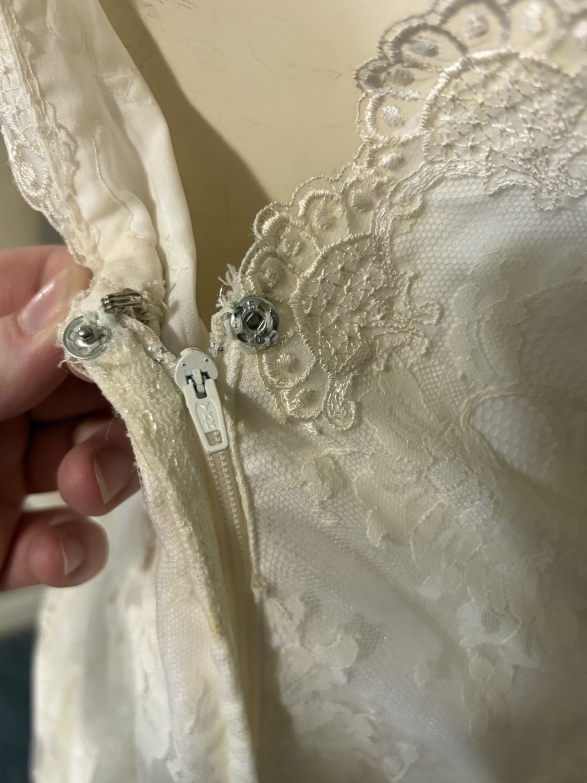 1990’s Puff Sleeve Lace Midi Wedding Dress Cottage Core Sz 12