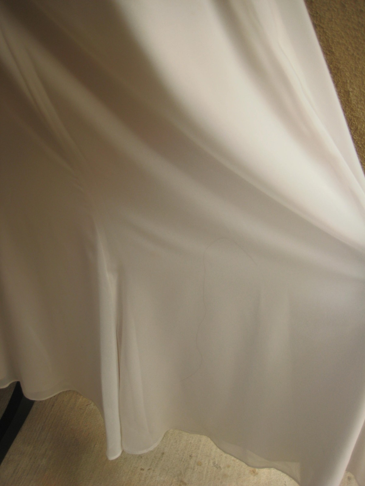 Vintage Daymor Couture C.Mercedes Ferreira beige embroider overlay long gown 12