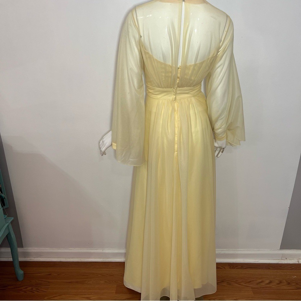 Antique Mike Benet Formals Butter Cream Yellow Flowy Dress – Vintage Sizing