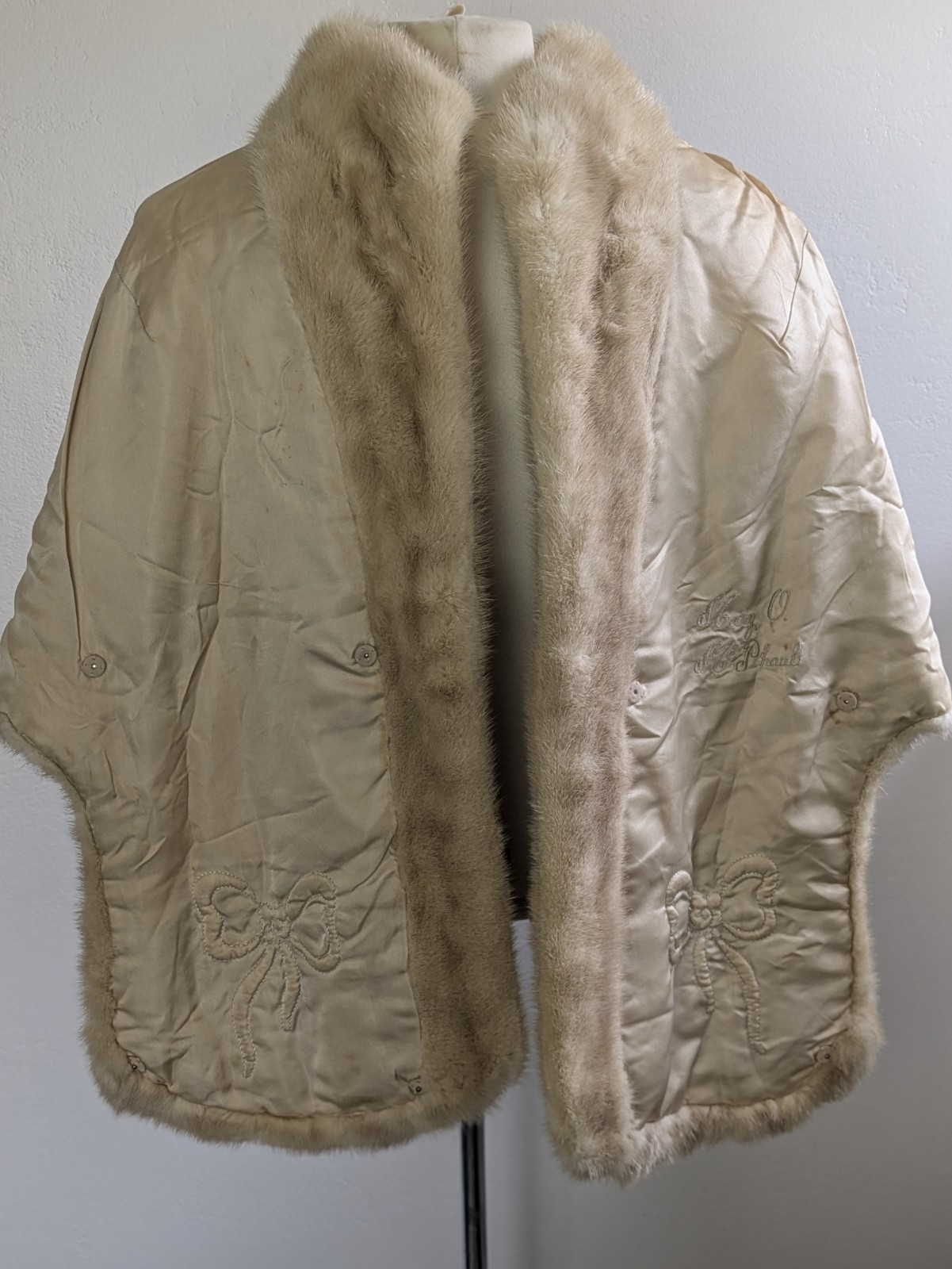 Vintage Mink Fur Stole Shawl Wrap Pale Beige Blonde Real Fur Tourmaline