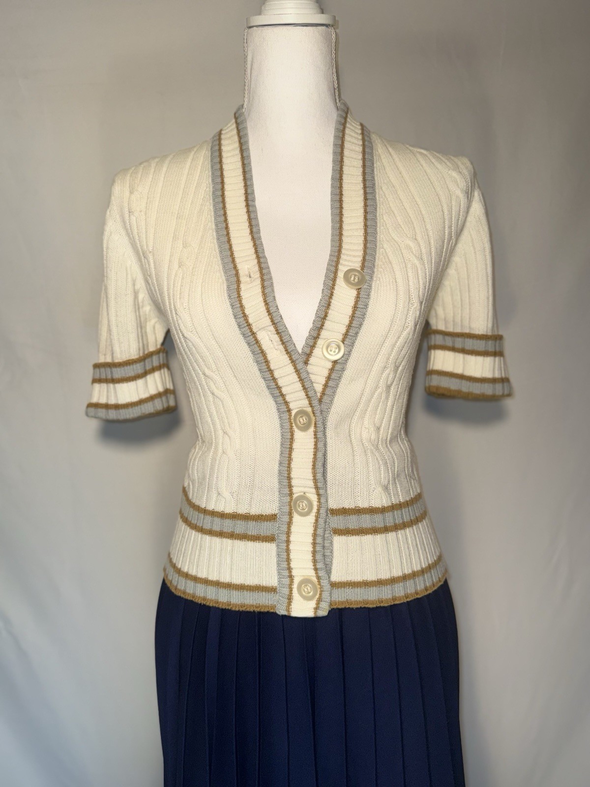 1960s Vintage Knit Cardigan Sweater Cream Tan 100% Acrylic