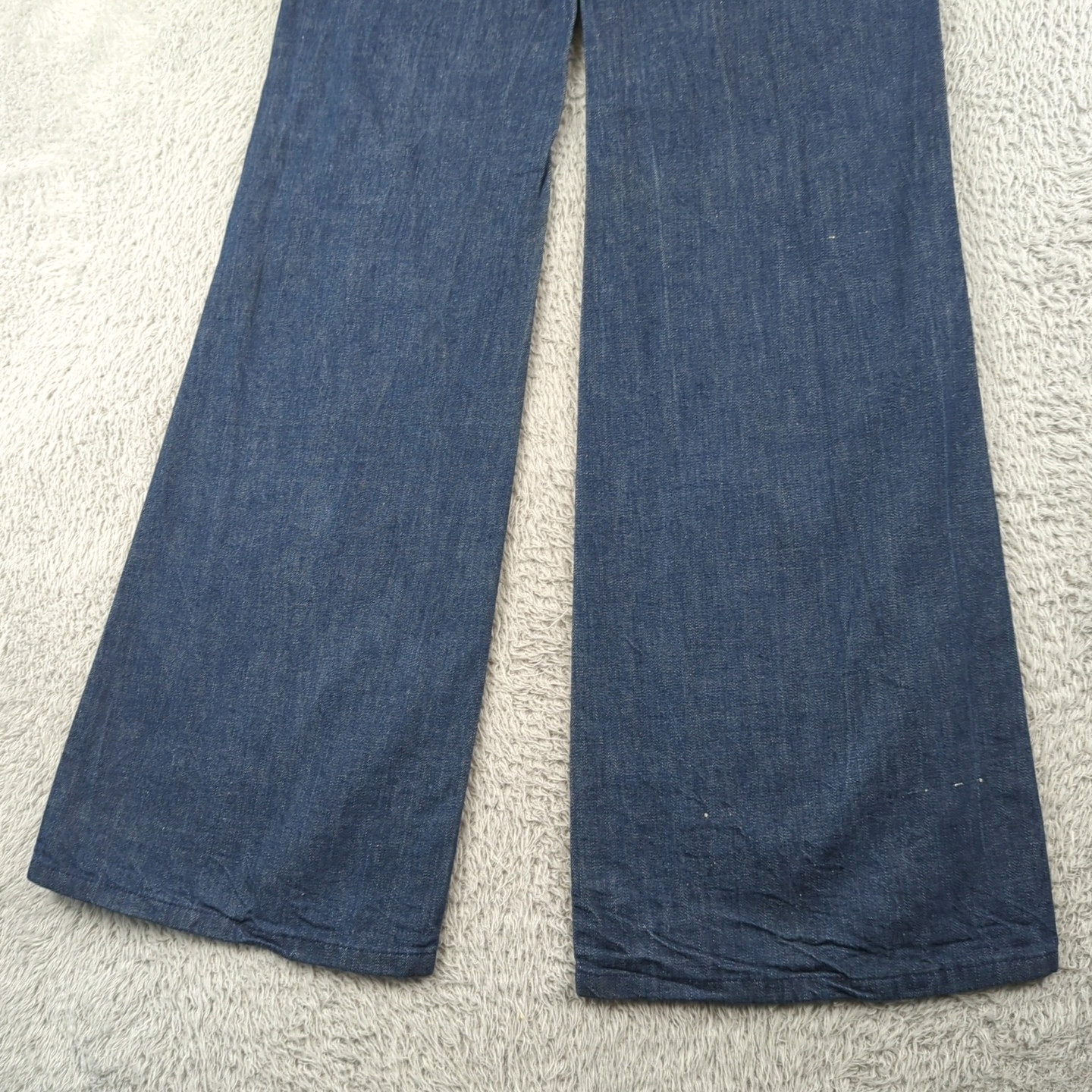 Vintage 1970s Farah Jeans Womens 31 XL Blue Flare Bell Bottoms Rainbow Stitch