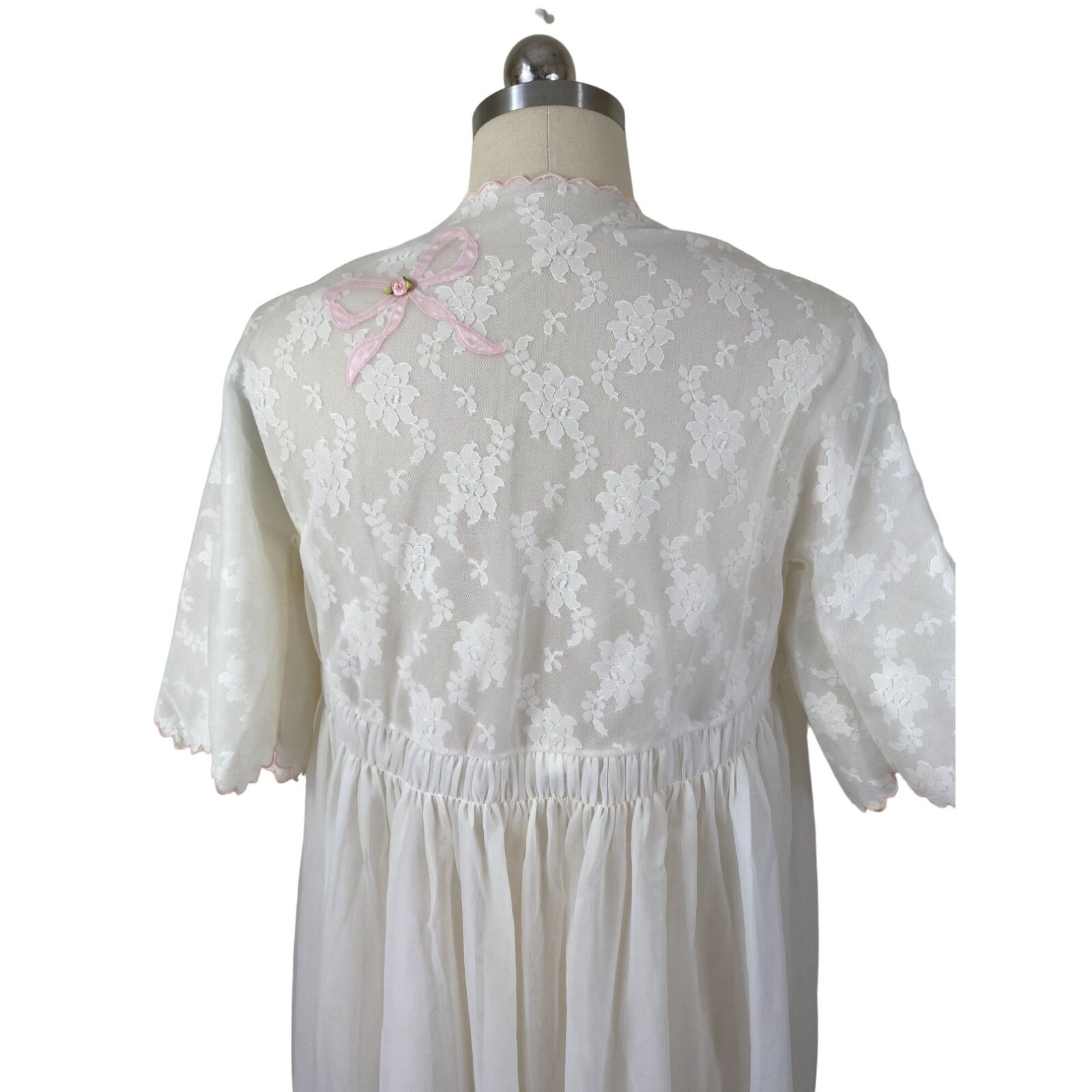 Eyeful by The Flaums VTG 60-70’s Womens Robe Peignor Petite Ivory Chiffon Sheer