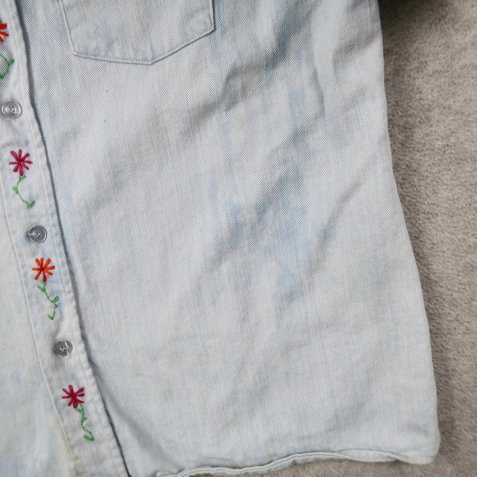 Vintage 70s Levis Big E Denim Shirt Womens M Floral Embroidered Western USA