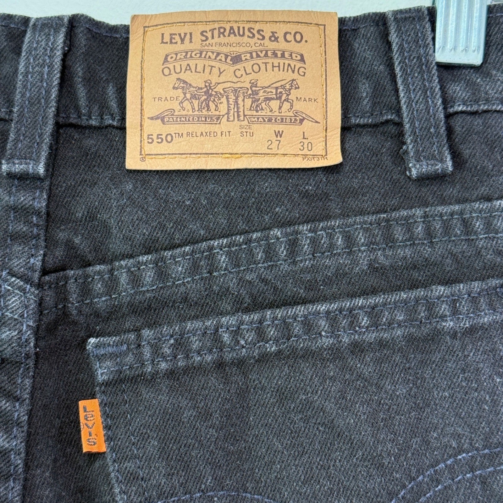 Vintage Levi’s 550 Student Relaxed Fit Orange Tab Cotton Black Jeans 27 X 30 90s