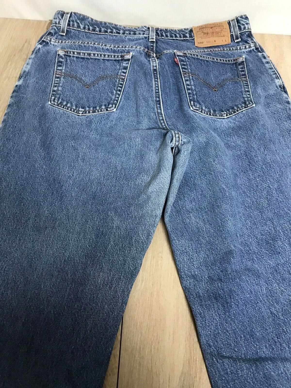 Levis 550 Relaxed Tapered Jeans 18 Reg L (35×32)