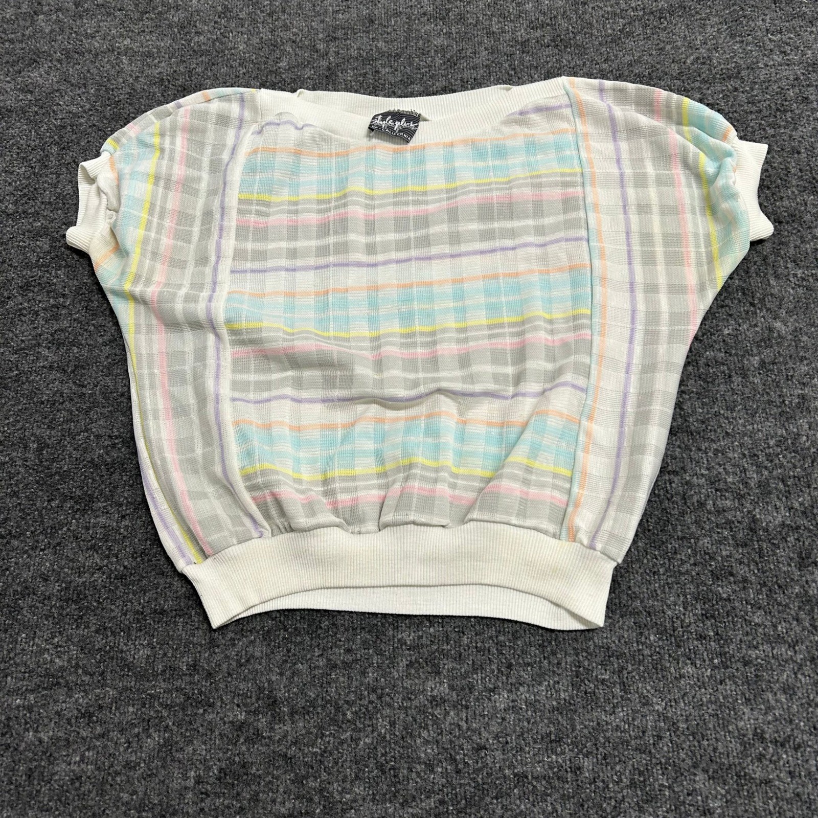 Style Plus Top Womens Size M White Pastel Plaid Dolman Knit Banded Waist Vintage