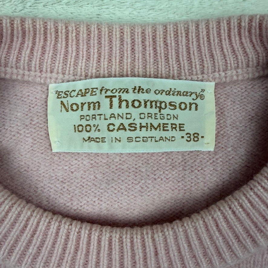 Vintage Norm Thompson Pink 100% Cashmere Crewneck Sweater Made in Scotland 38