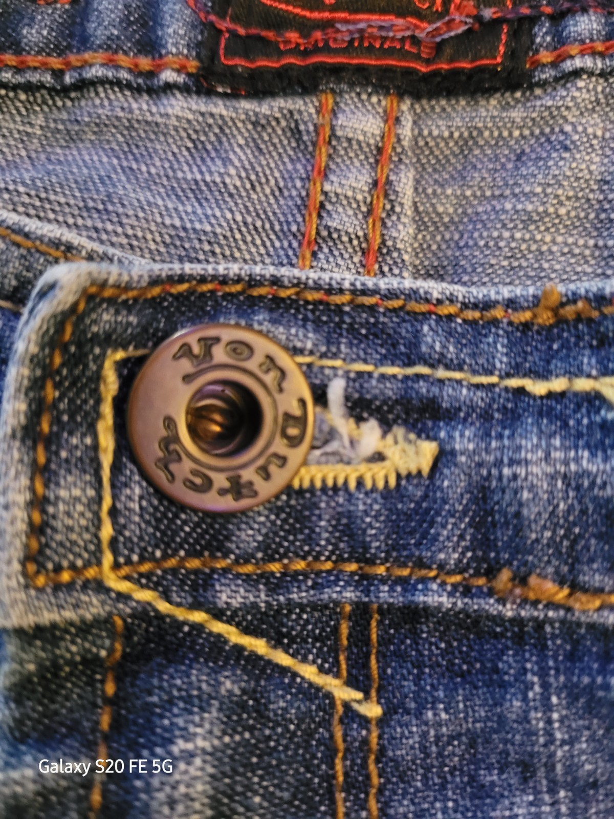 RARE Y2K Von Dutch Sz 29 Vintage Back Patch 90’s Jeans Distressed Wide Leg