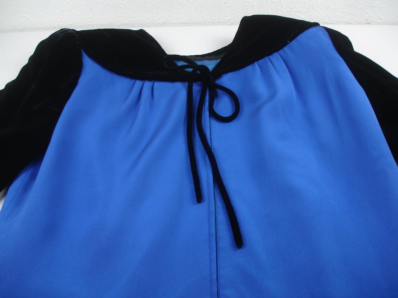 Women’s 8 Vtg 1980’s Valentino Night Black Velvet Blue Midi Dress Evening Italy