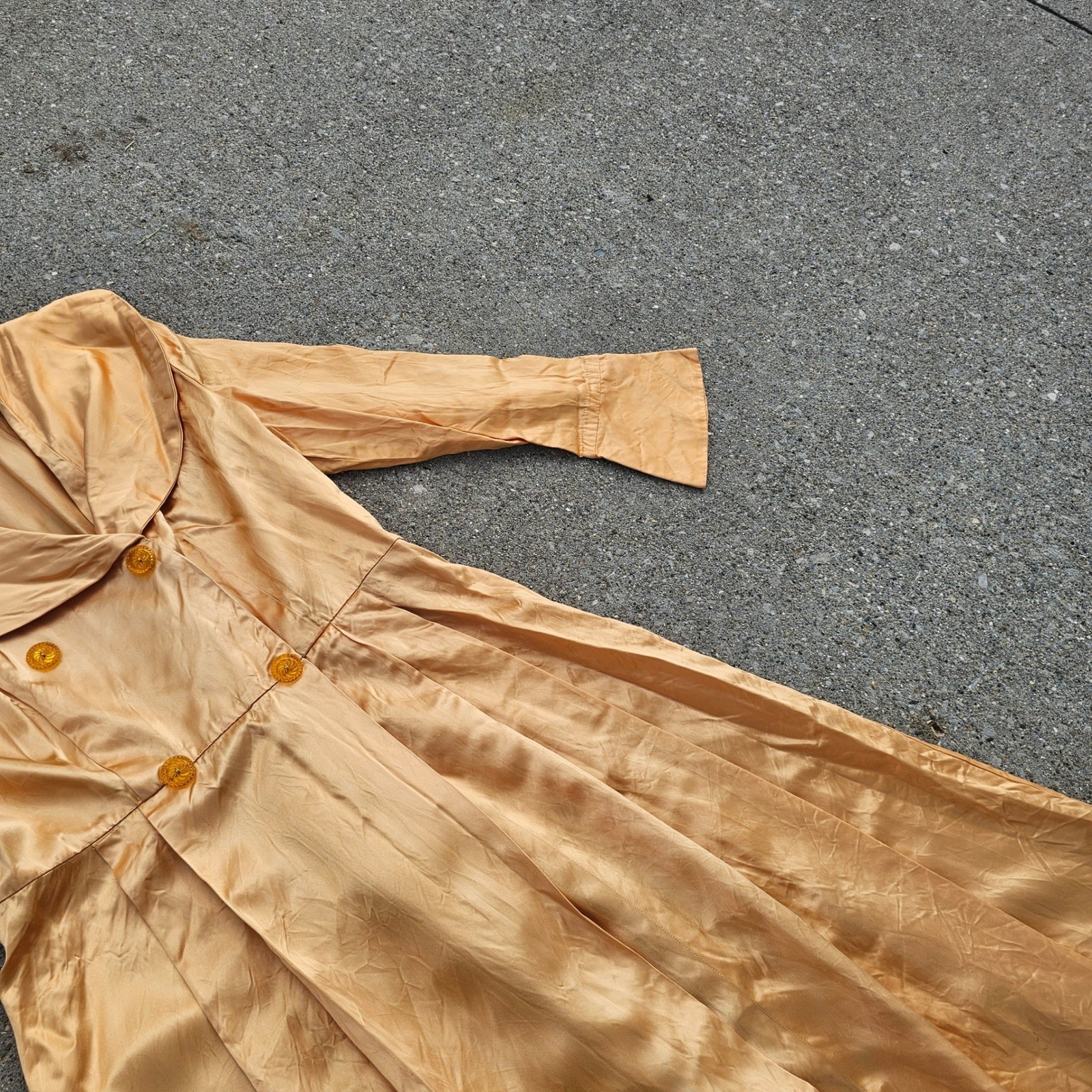 Vintage 40s Satin Gold Apricot Jacket Collar Double Breasted Coat Dressing Gown