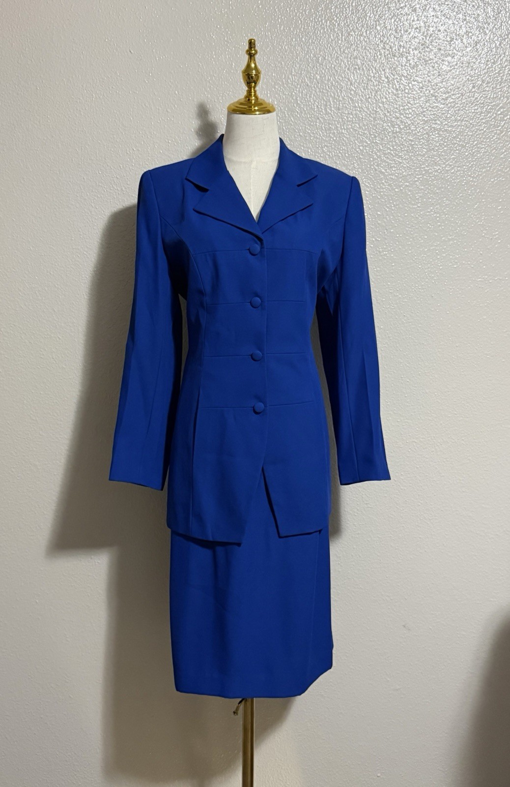 Vintage Executive Collection Women’s Blue Set of Skirt and Coat Size 10 USA Made