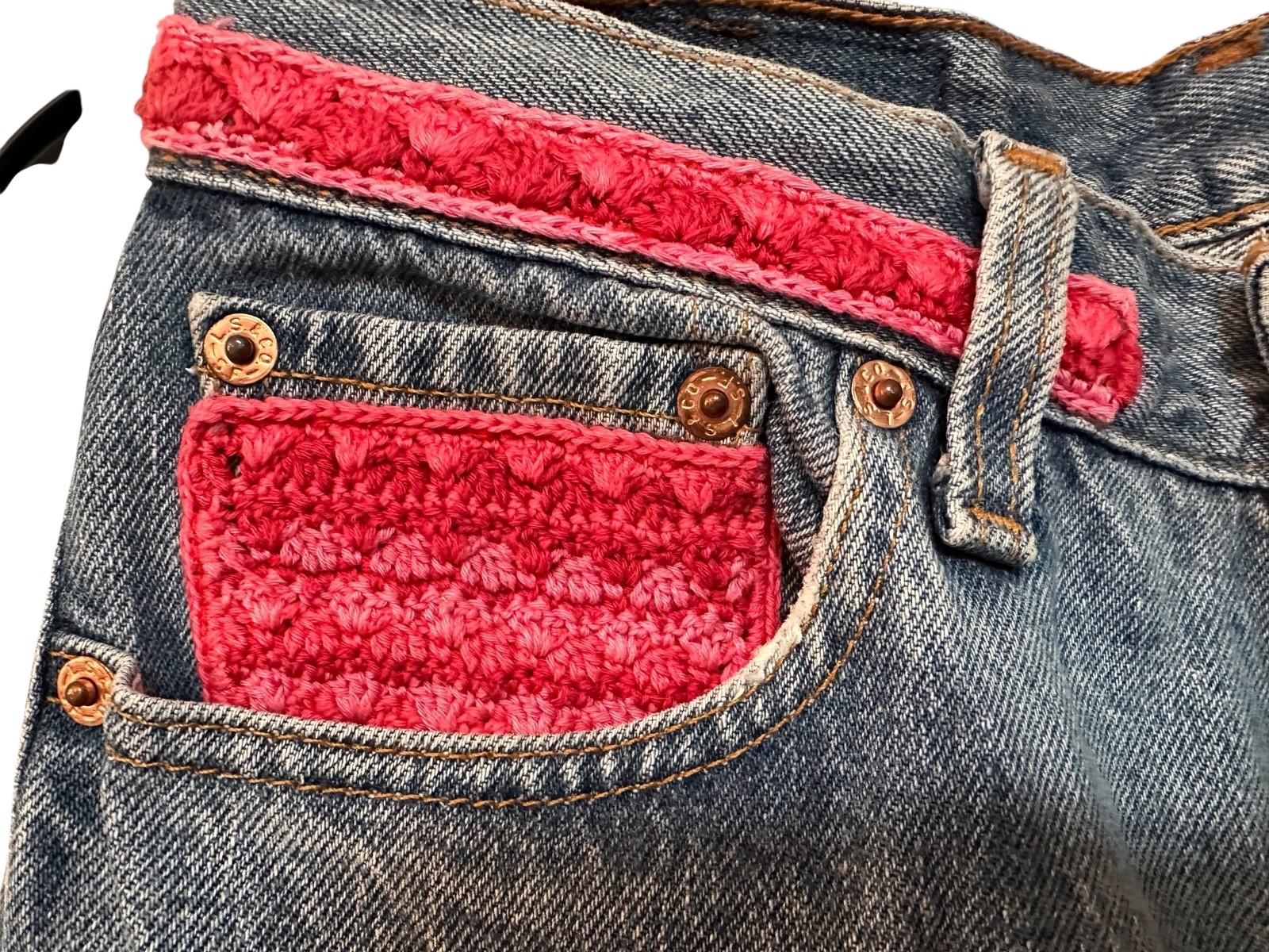 Vintage 1990’s Buzz 18 Embellished Levi’s 501 Jeans W30 28.5” Waist USA Pink