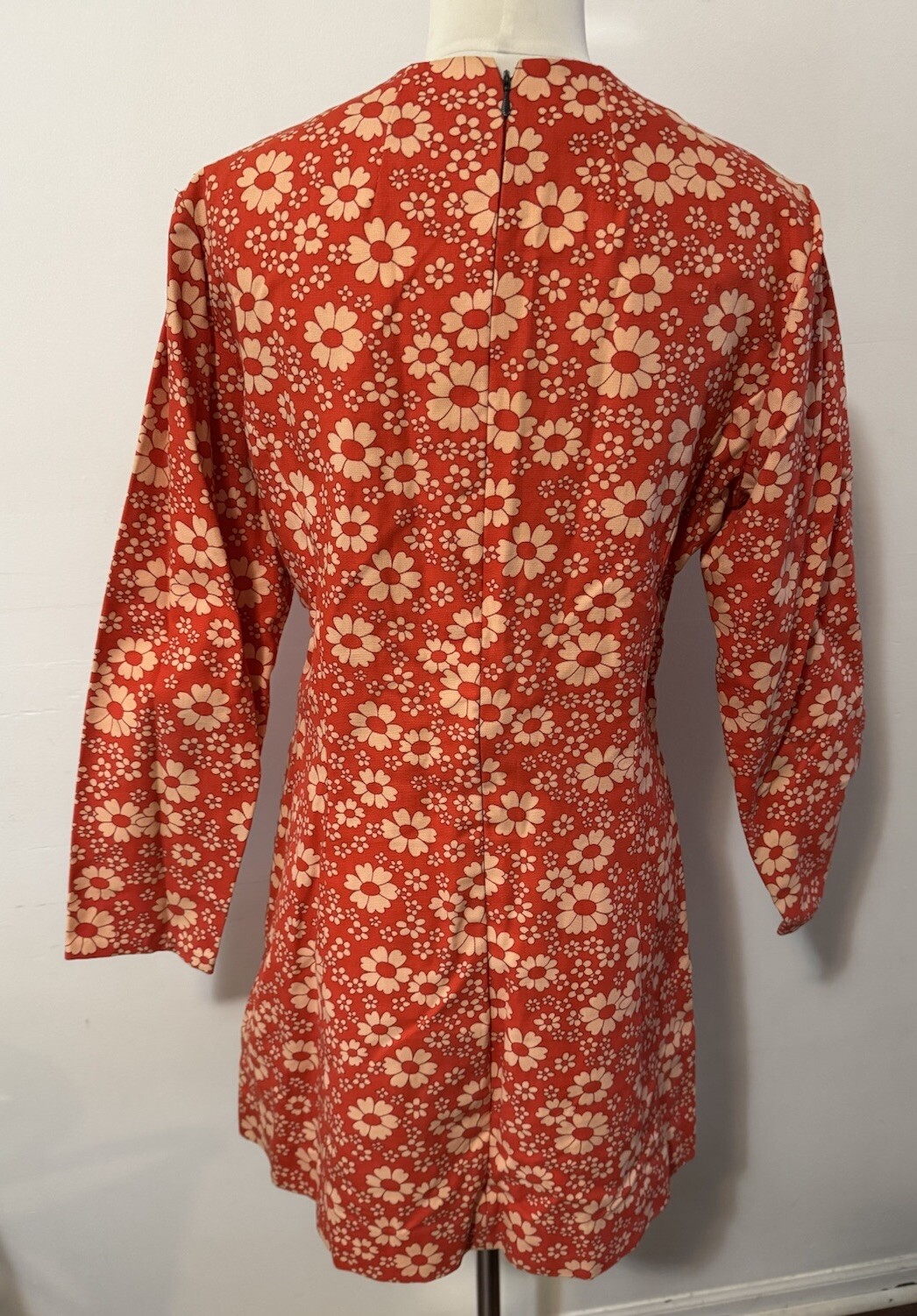 Vtg 60s Dress Heavy Cotton Blend MOD Flower Power Daisies M Red