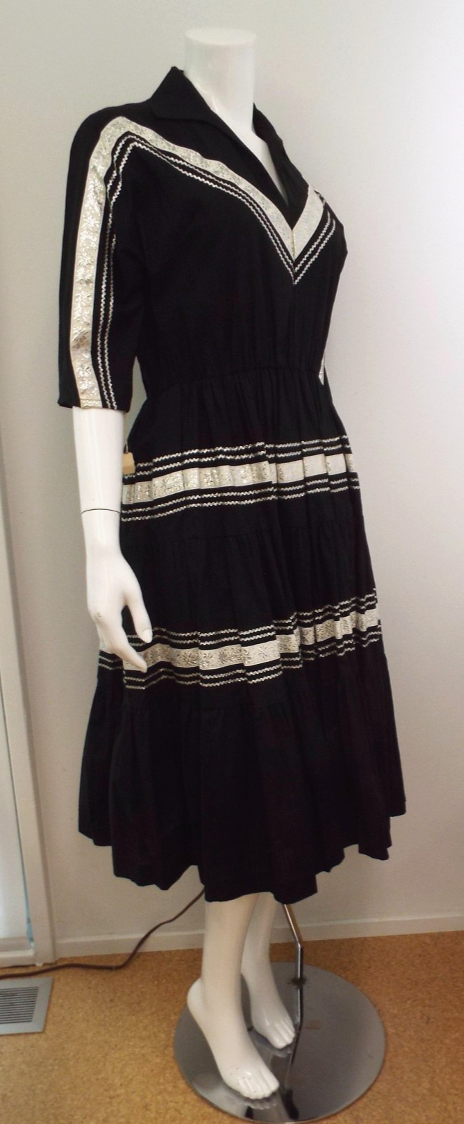 Vintage 1950s Peggy Lee Arizona Black Patio Full Circle Dress NOS Tags Silver 12