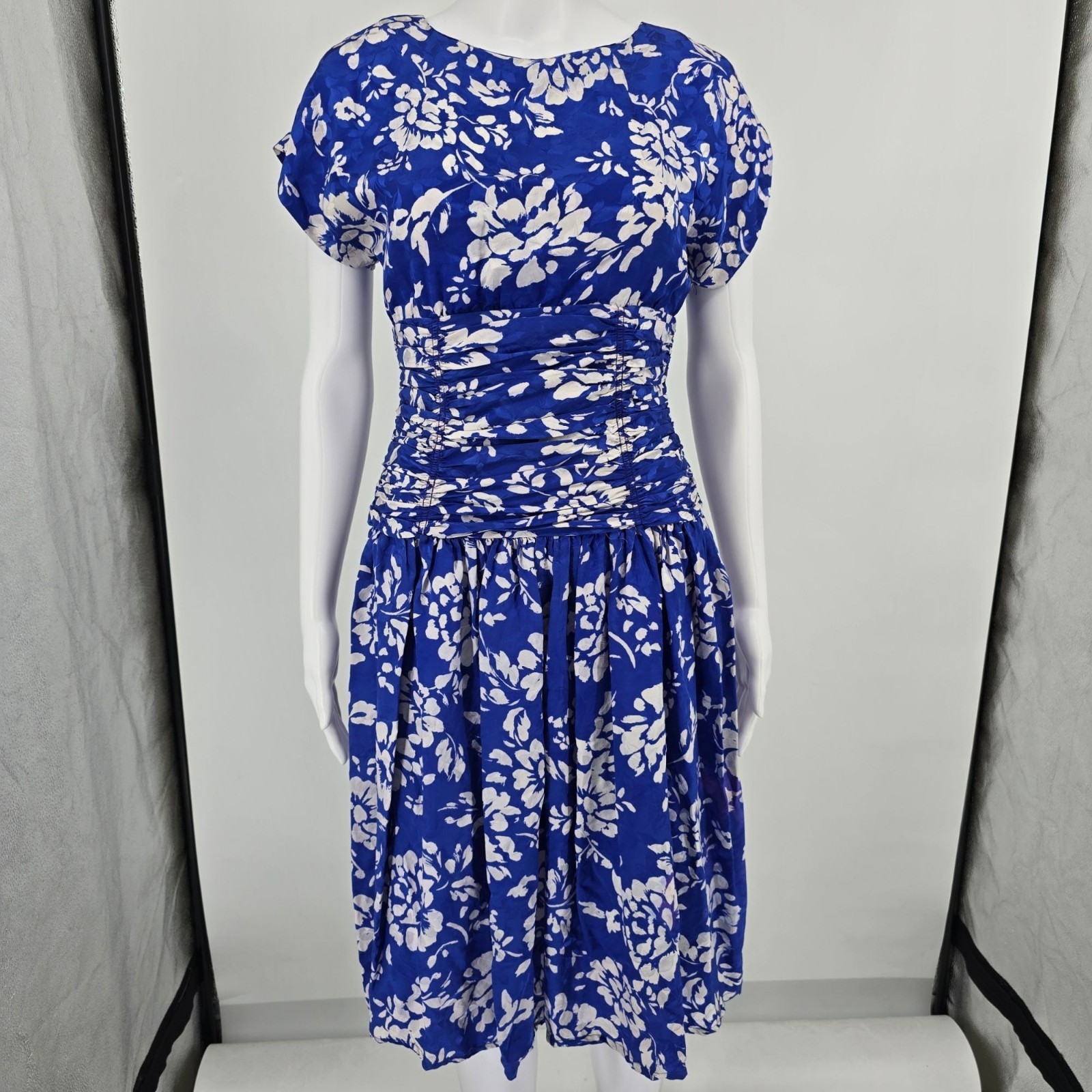 Vintage 1980s Maggy London Jeannene Booher Blue/White Floral Silk Dress (XS/S)
