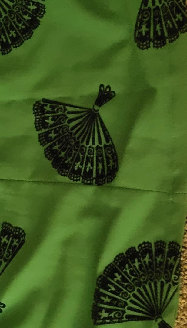 Tatyana Fanny 4x Green with Blk Fan Print Skirt