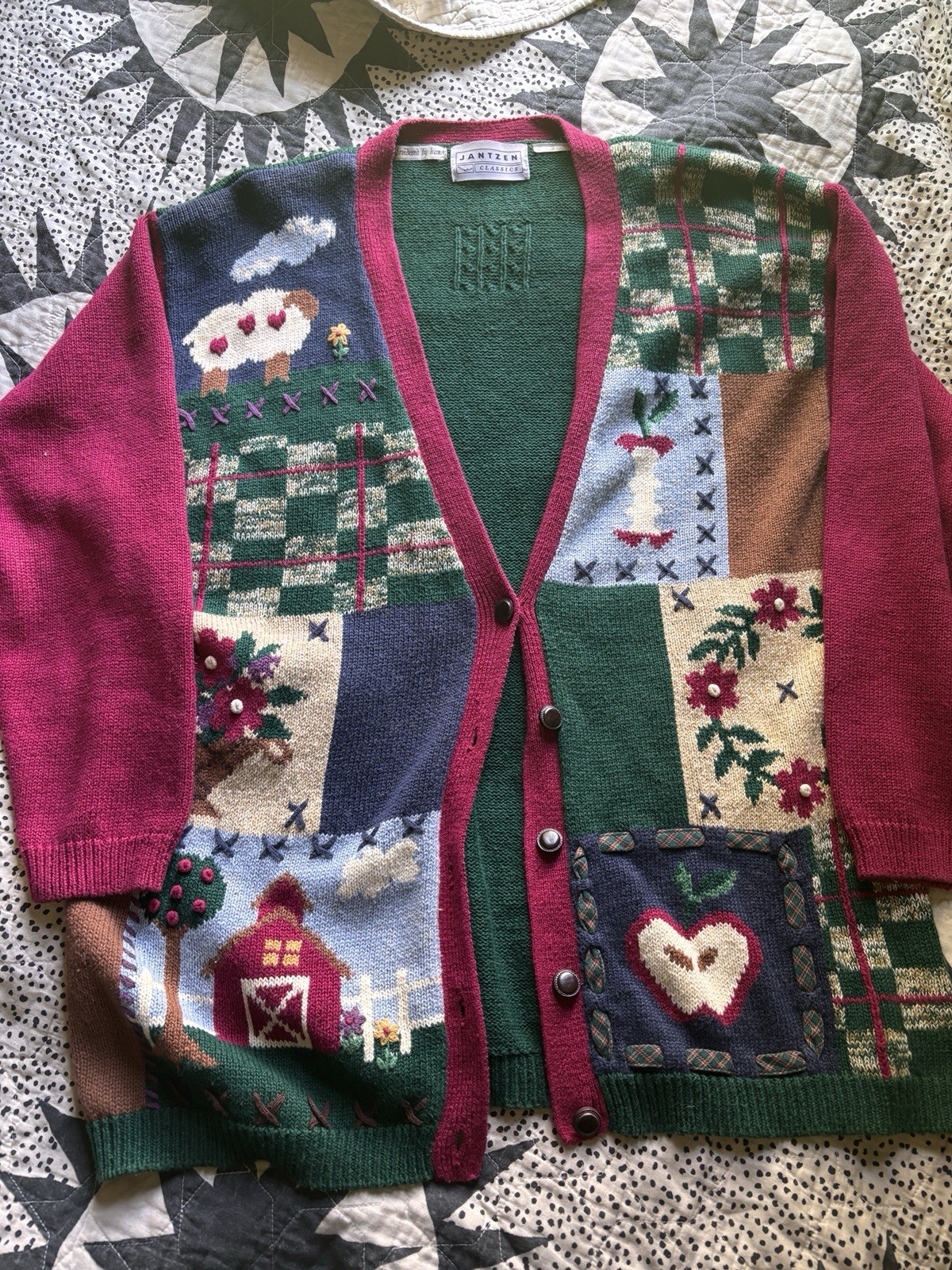 Vintage 80s-90s Jantzen classics patchwork cardigan farm and apples L women’s
