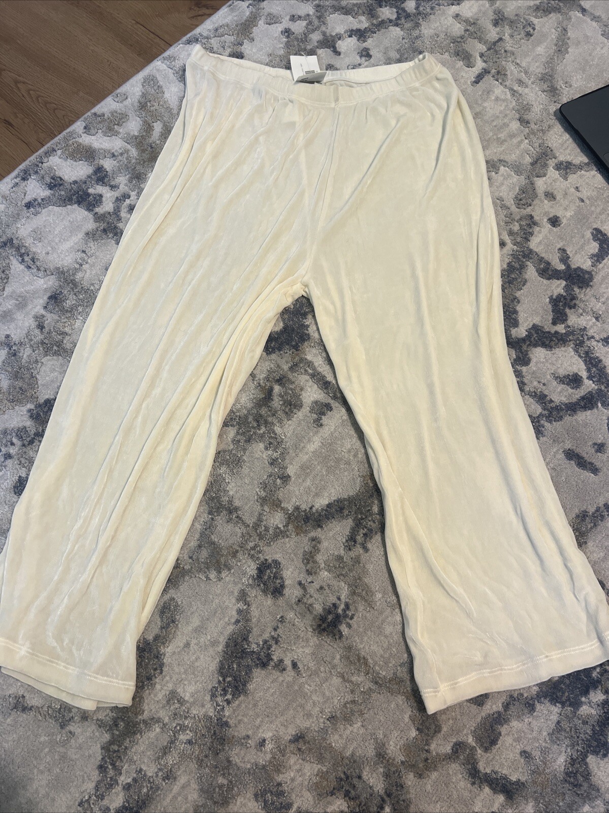 Vintage 90’s The Learsi Collection Slinky Capri Pant NWT LARGE