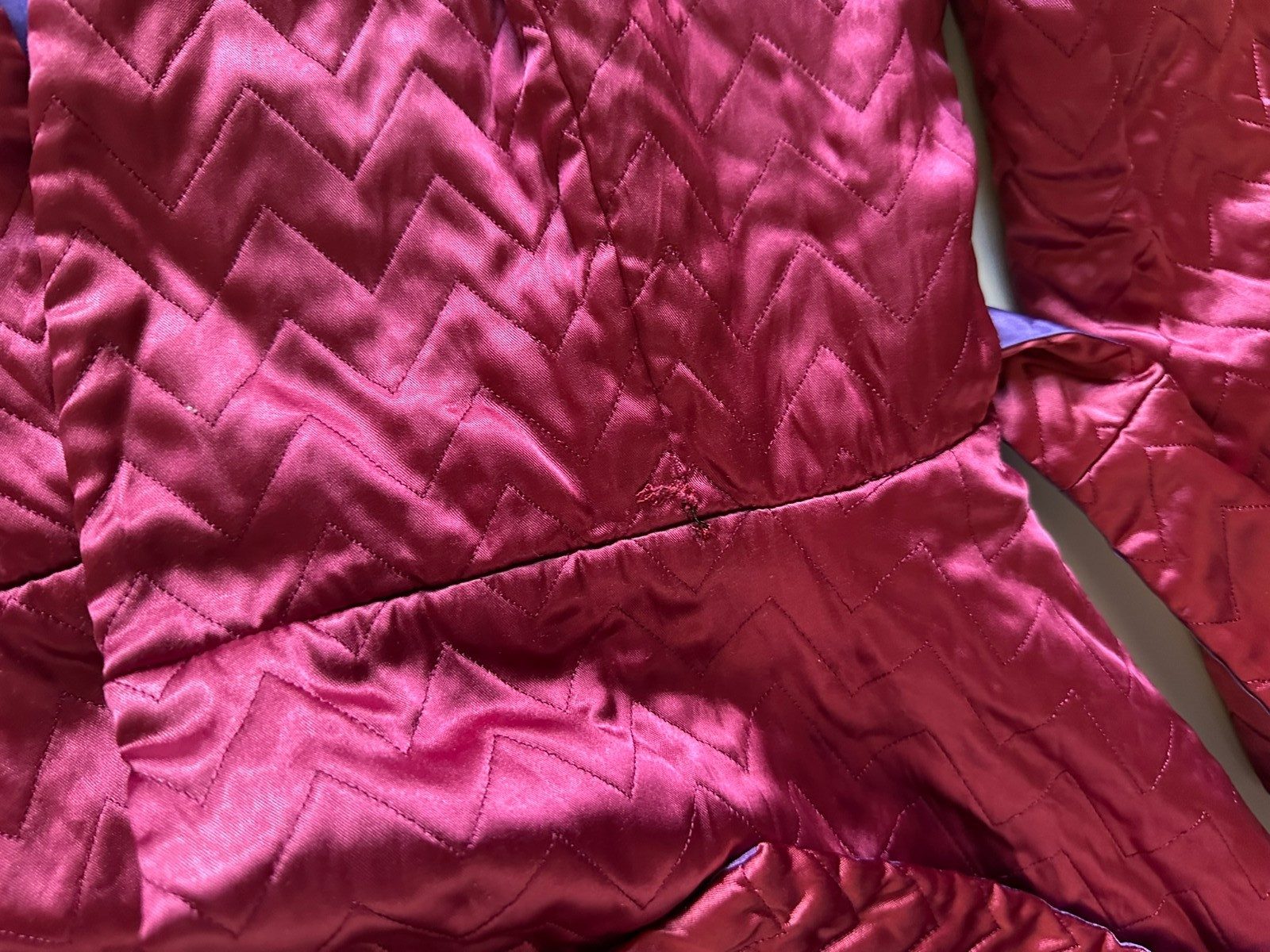 VTG 40s Rothley Maurice L Rothschild Zigzag Quilted Satin Rayon Bathrobe Puff