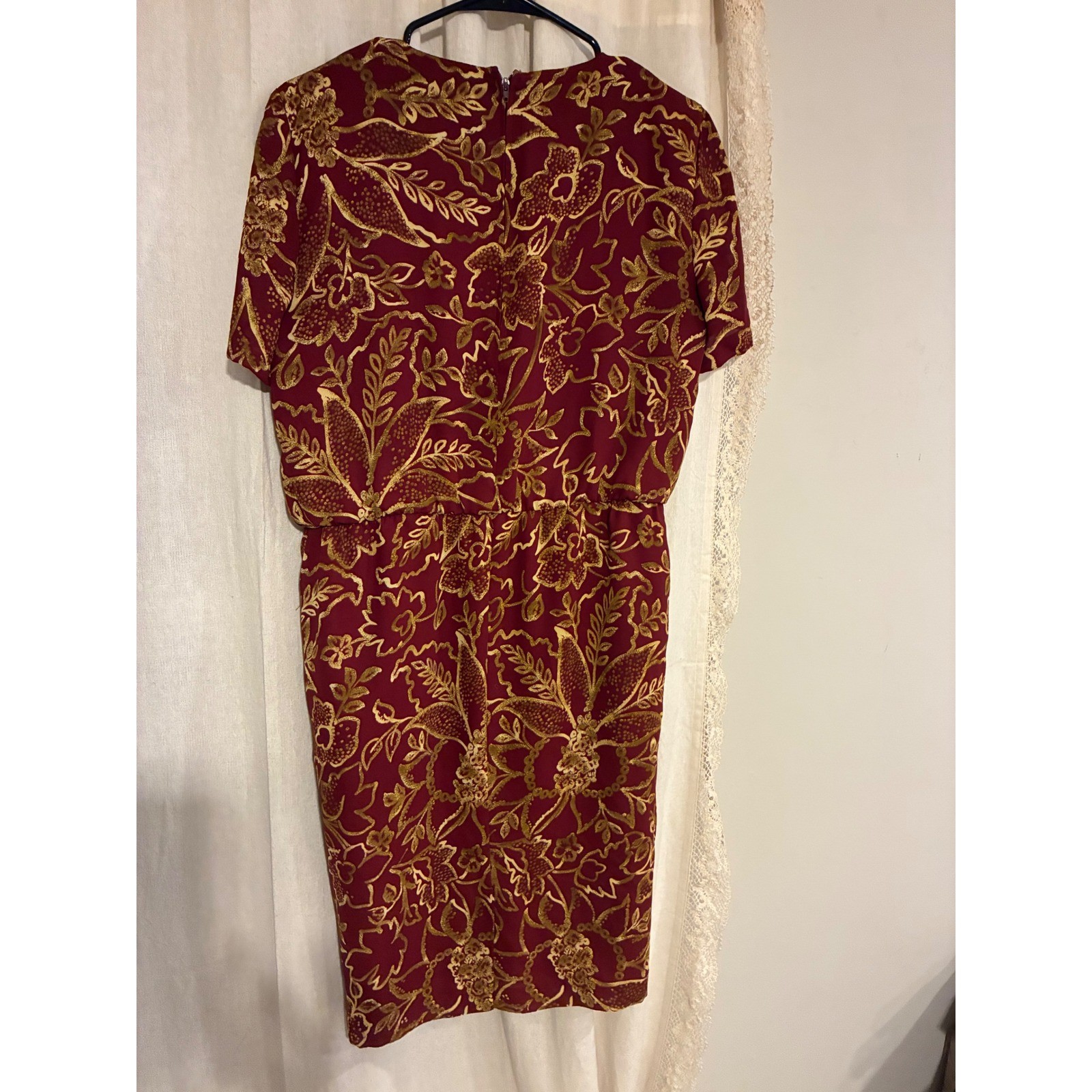 Leslie Fay Petite Vintage Floral Sheath Dress Burgundy Gold Short Sleeve Size 6P