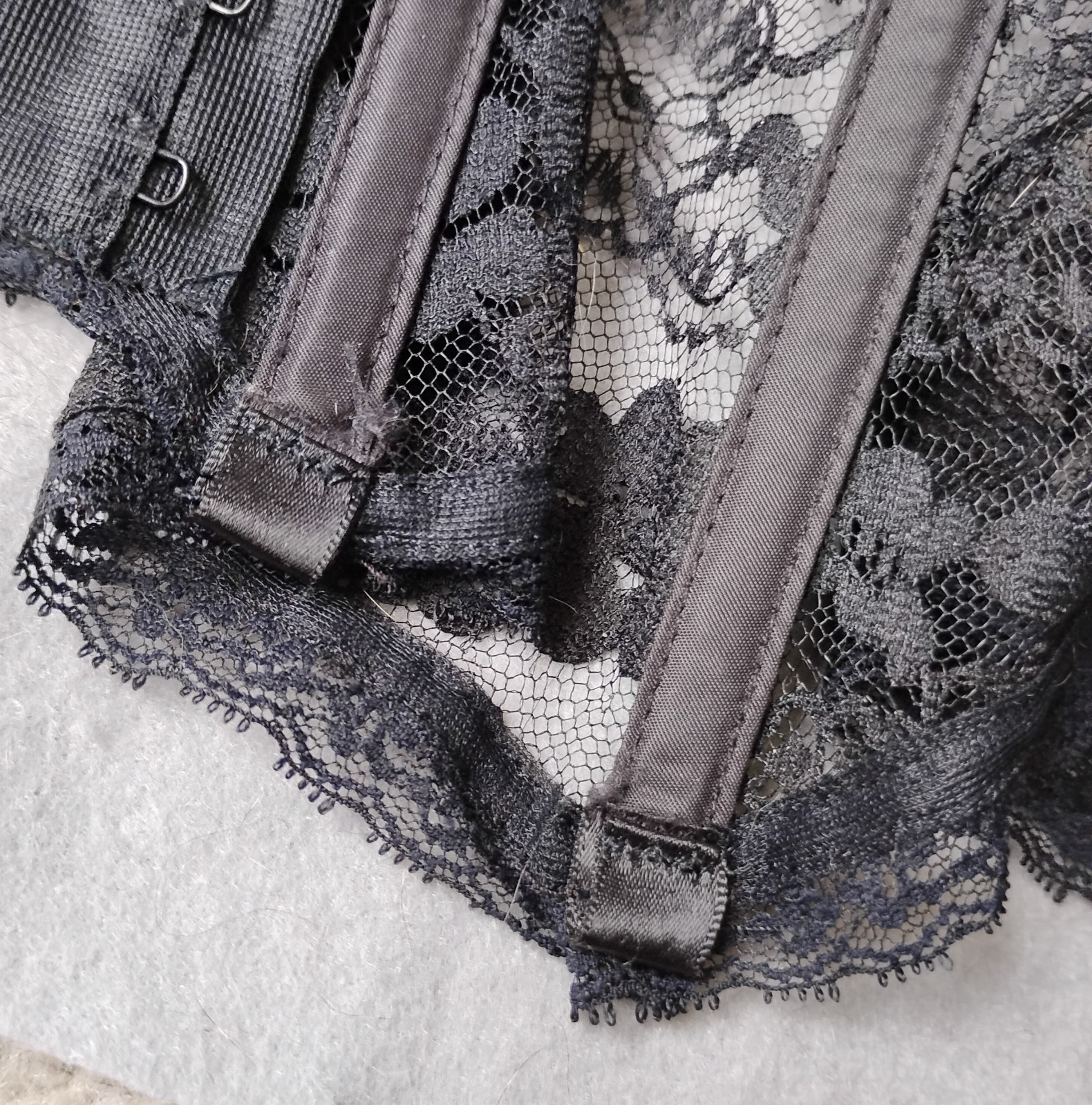 Vtg Dolores Promise by Poirette Black Lace Bustier Top Boned sz 34 USA Union