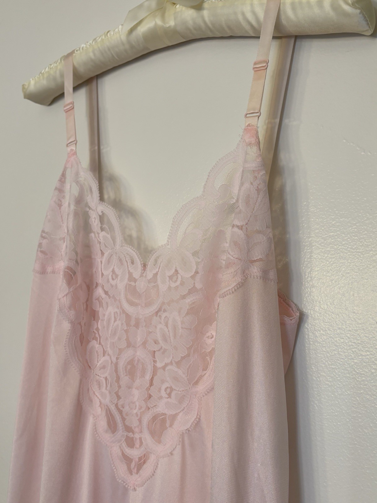 Vtg Sears Baby Pink Full Slip Dress Size 38 M Sheer Floral Lace Bodice Lingerie