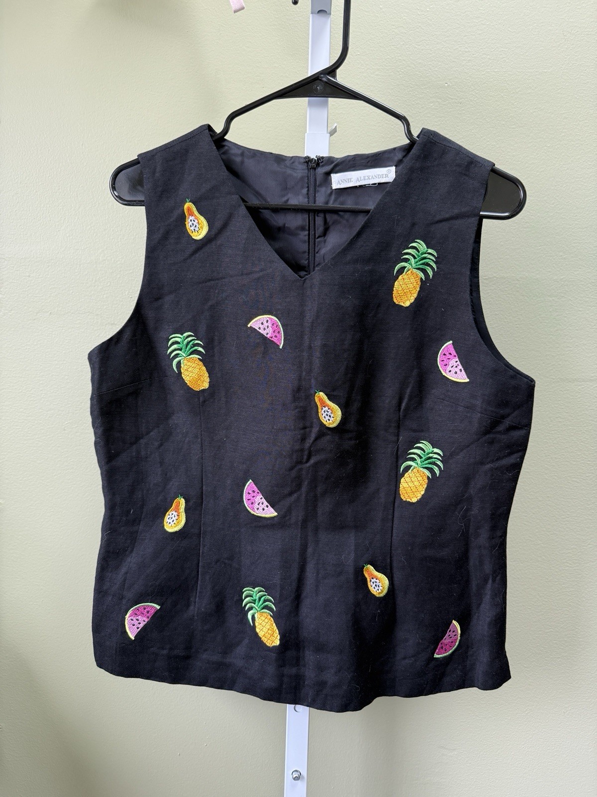 Vintage 90s Y2K Annie Alexander Embroidered Fruit Linen Blouse Tank Size Medium