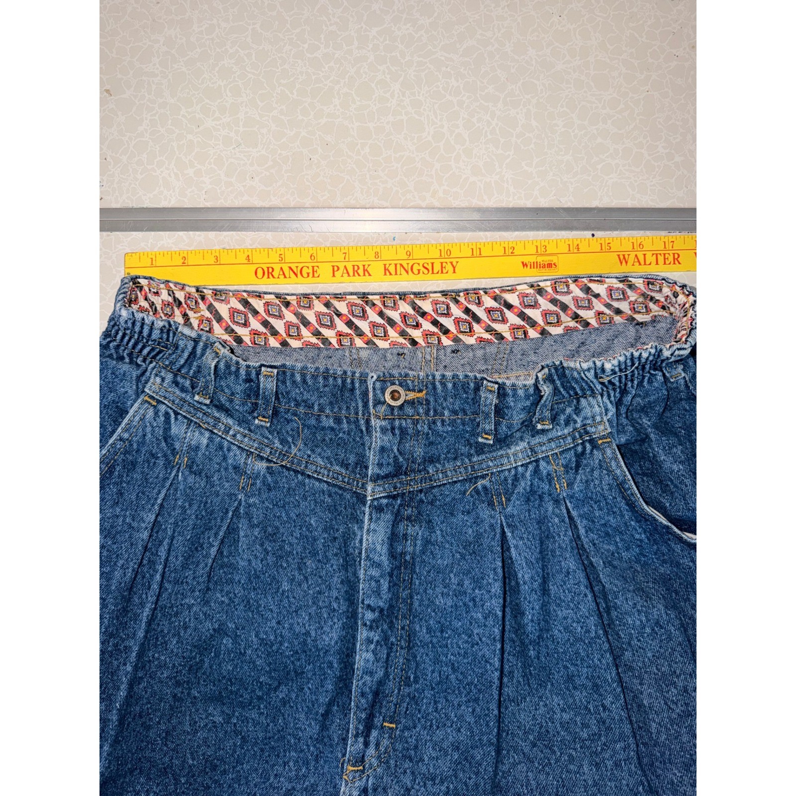 Vintage 90s Acid Wash Pleated Tapered Leg Jeans Blue Denim Plus Size 24W M USA