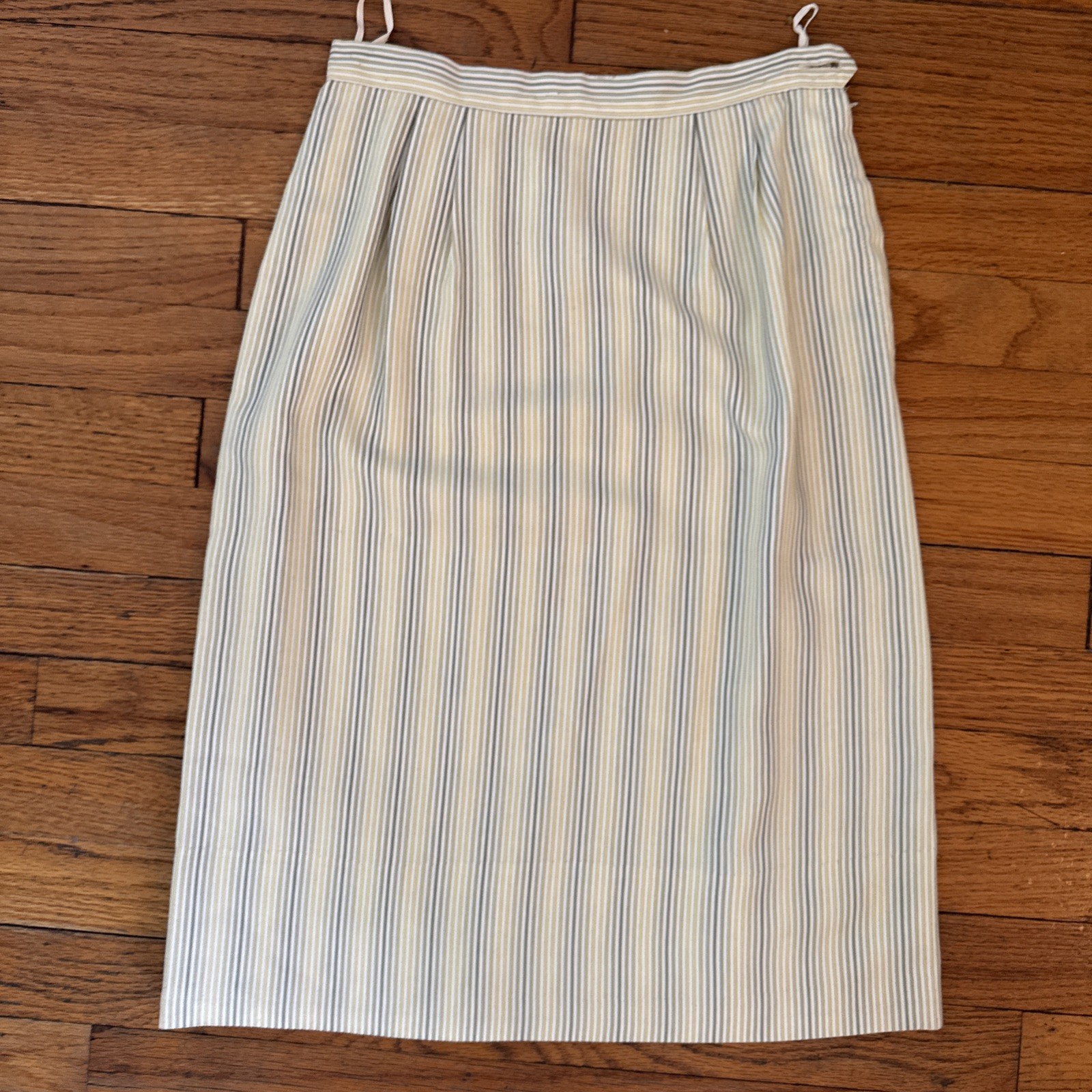 Vintage 1960s mod cotton skirt suit striped yellow gray neutral Handmacher