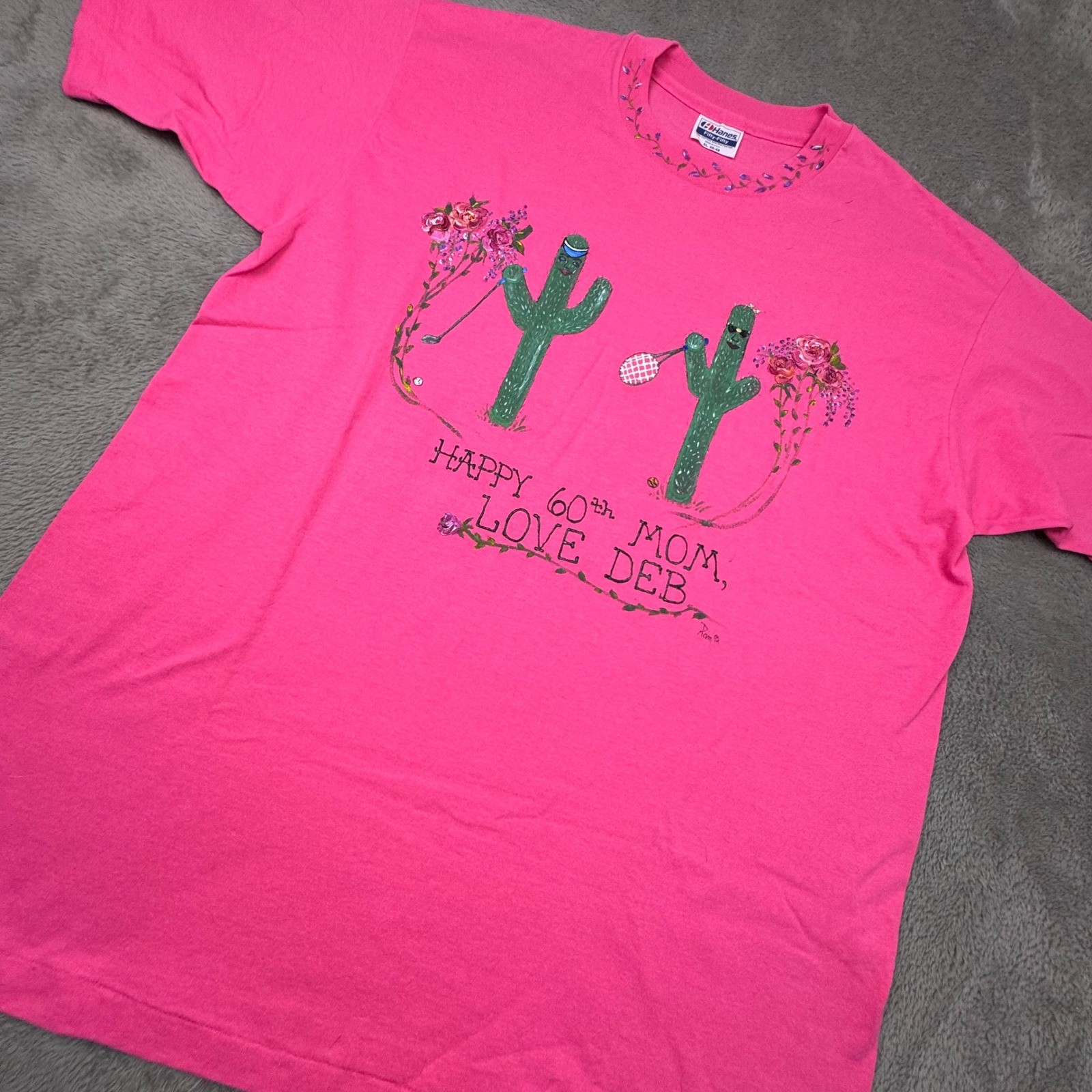 Hanes Graphic T-Shirt Womens XL Pink Excellent Vintage 90s Hand Painted Cactus