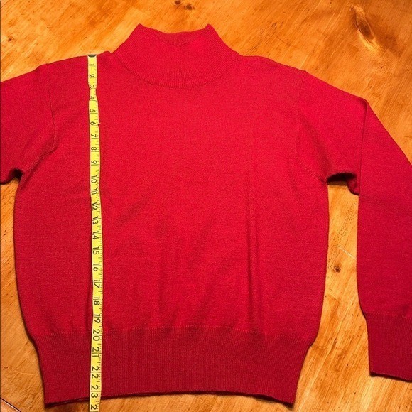 Evan-Picone Preppy Quiet Luxury Red Mock Neck Wool Blend Knit Sweater Vintage