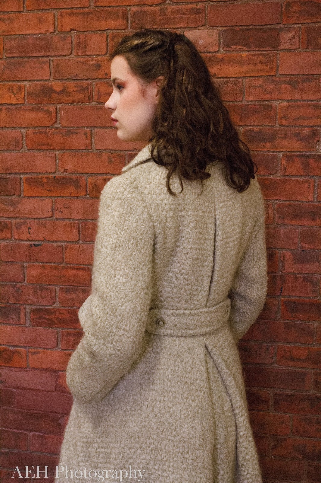 Branson Retro Vintage 1950’s-70’s HEAVY Winter Coat Blonde Beige Buttons Cream