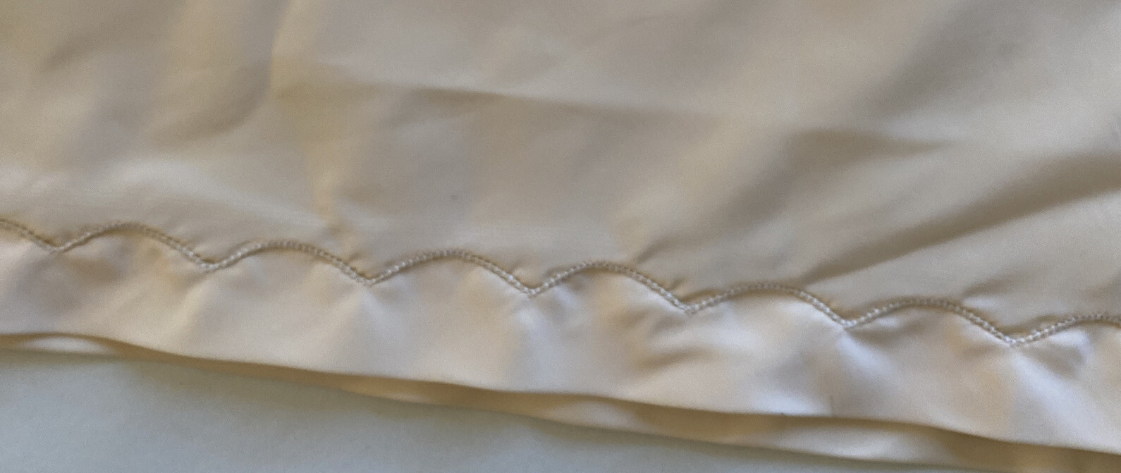 Wonder Maid vintage half slip Size medium nylon poly Beige
