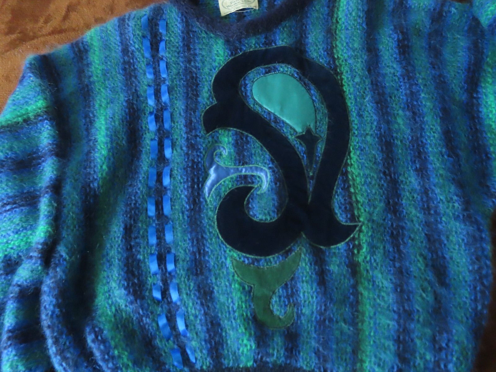 Vintage Women’s Blarney Woollen Mills pure new Wool Ireland Sweater no size
