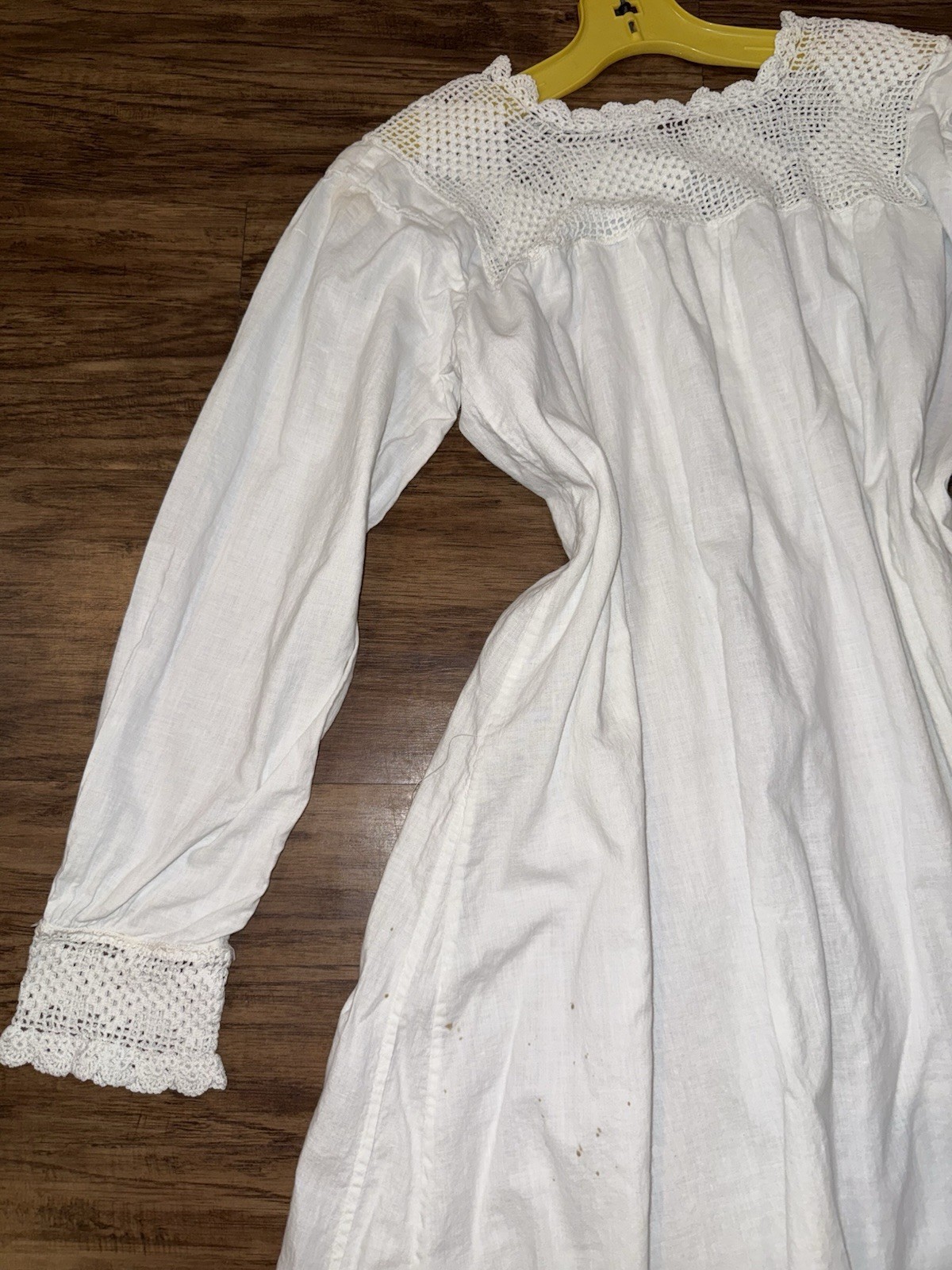 Antique 1900s Edwardian White Cotton Nightgown Hand Crochet Lace Yoke Cuffs