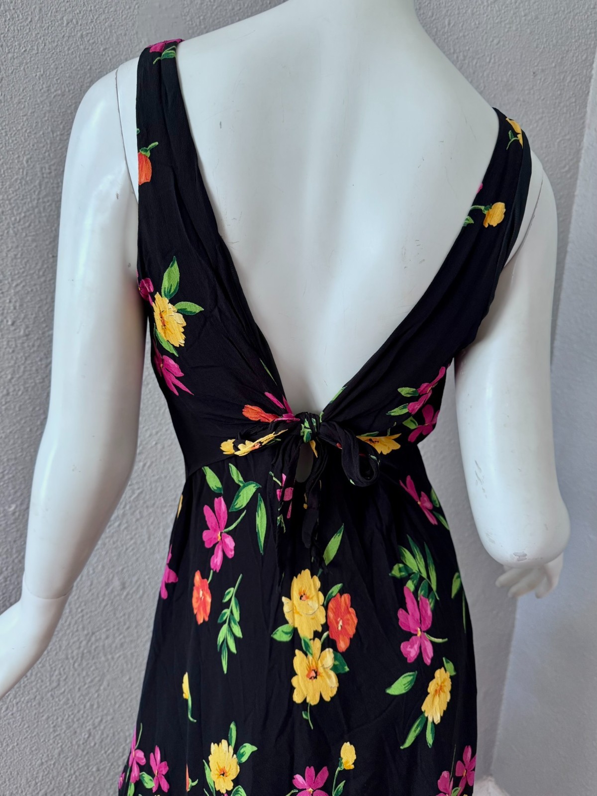 Vintage 90s Black Floral Femme Rayon Maxi Sun Dress M