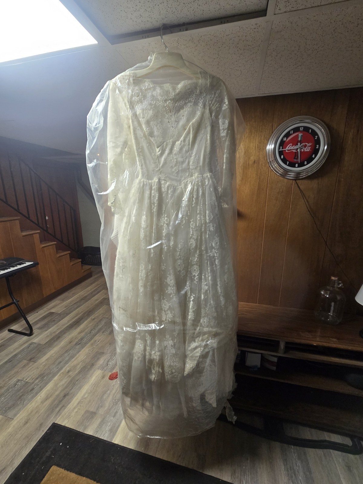 1950s-1970s Vintage Wedding Dress And Veil