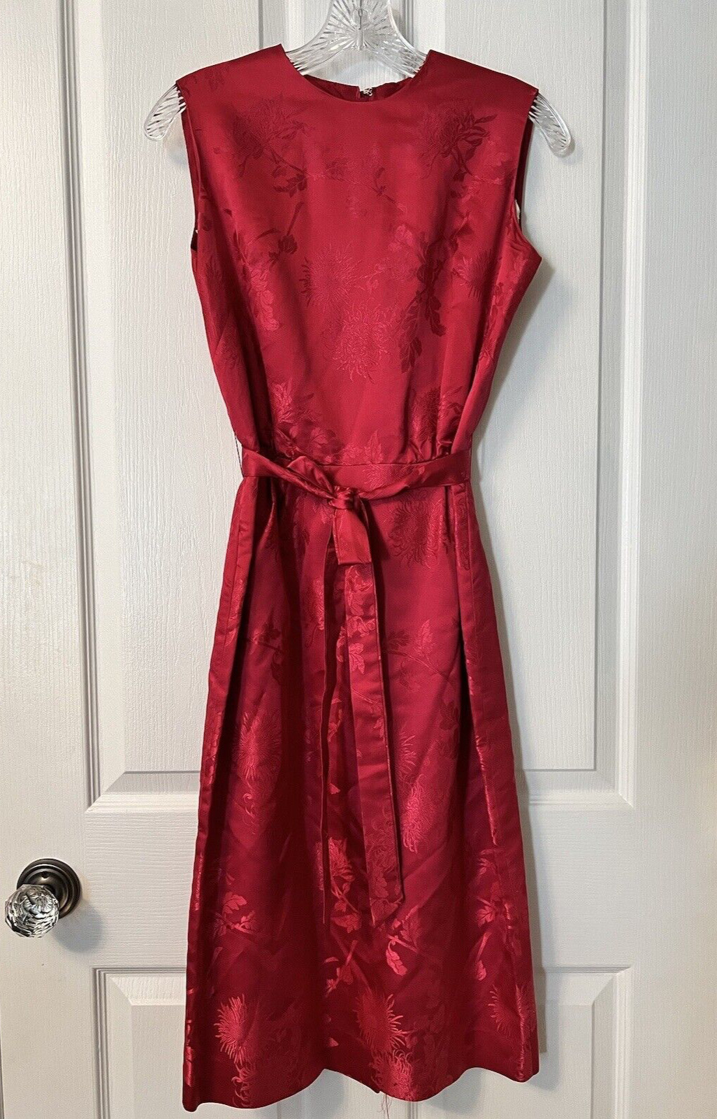 Vintage 50’s Dress Sz S Red Satin Sleeveless Tapestry Belted Cocktail Dress