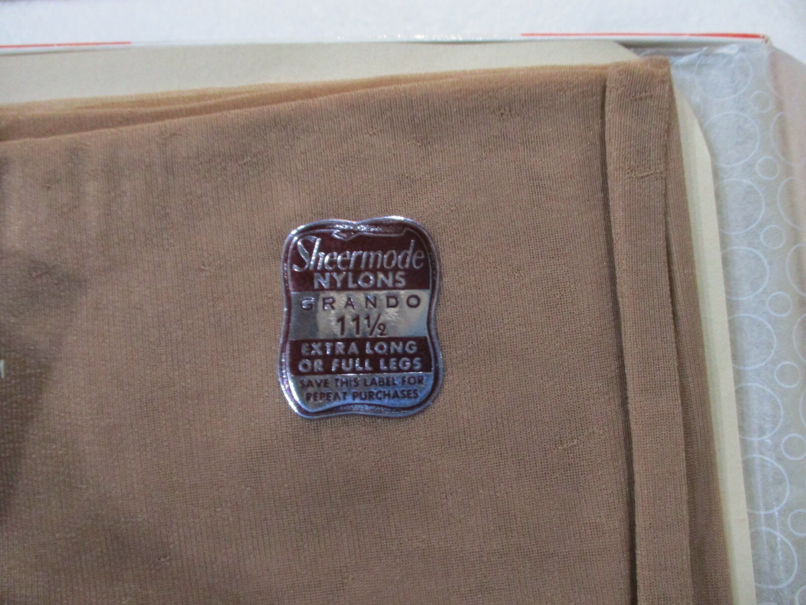1PR VINTAGE SHEERMODE RHT MICRO MESH SHEER NYLON STOCKINGS SZ 11.5 LONG 35″ BEIG