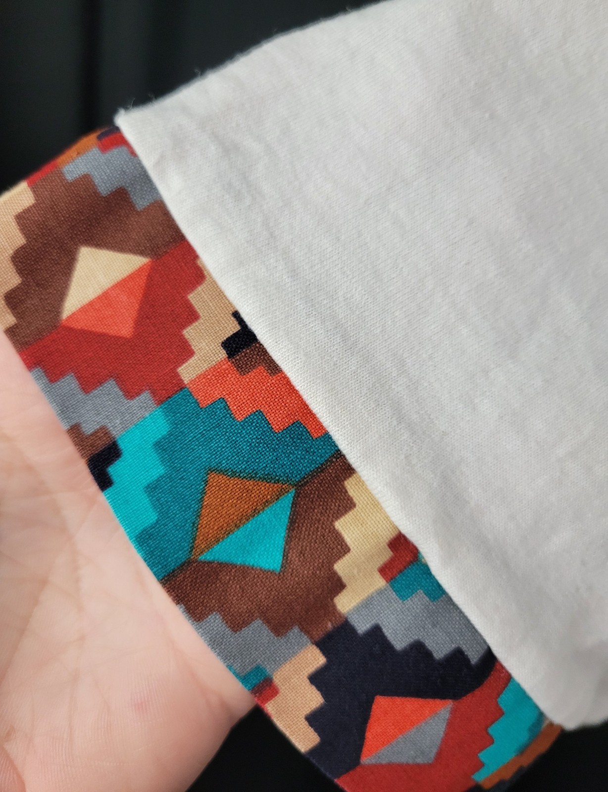 Vintage Embellished Jerzees Tee w Brown/Rust/Teal/Tan Southwest Accents Size XL