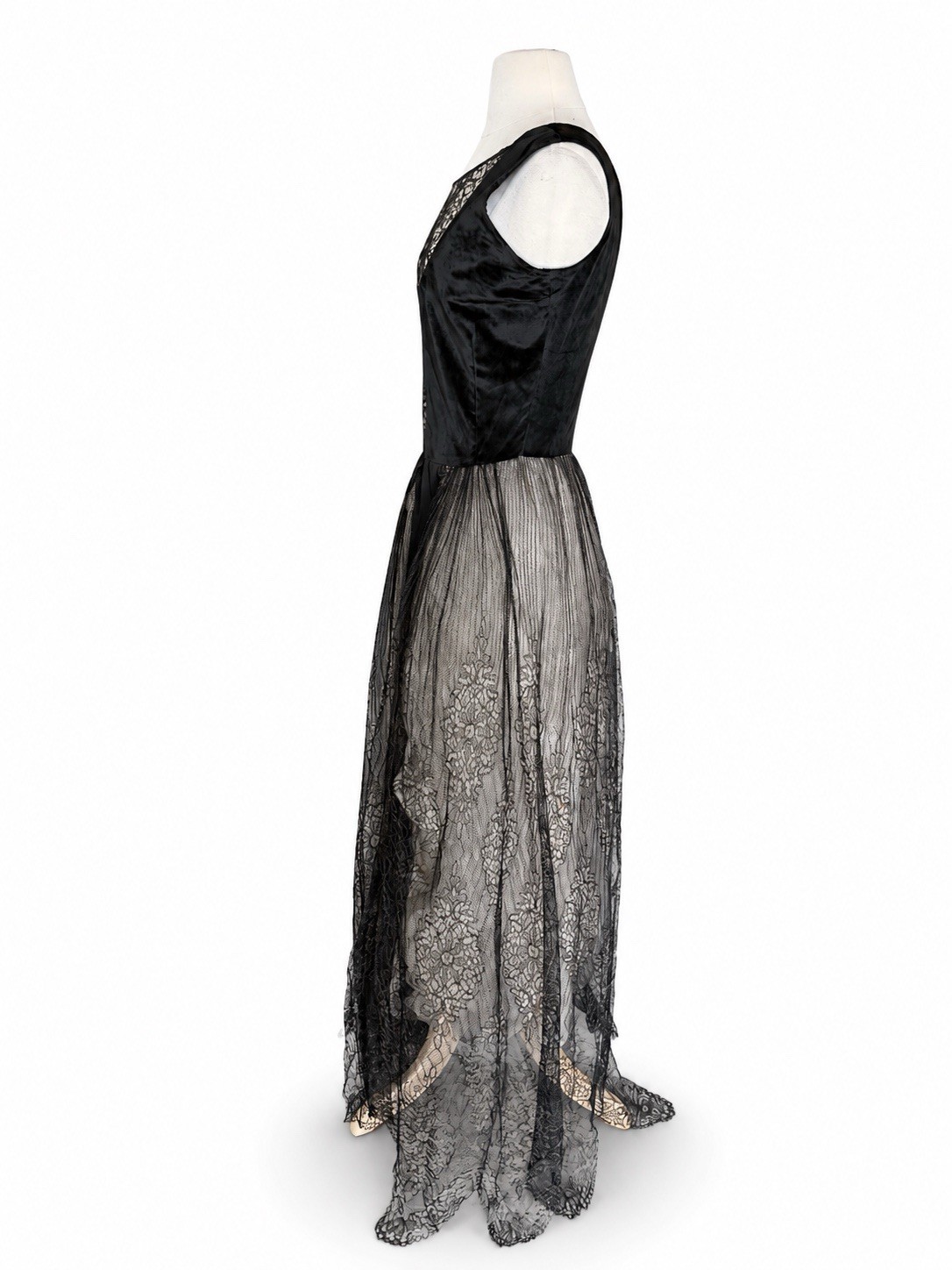 Vintage 1930s Hollywood Gown Black Velvet Antique Lace Dress Paramount Studios