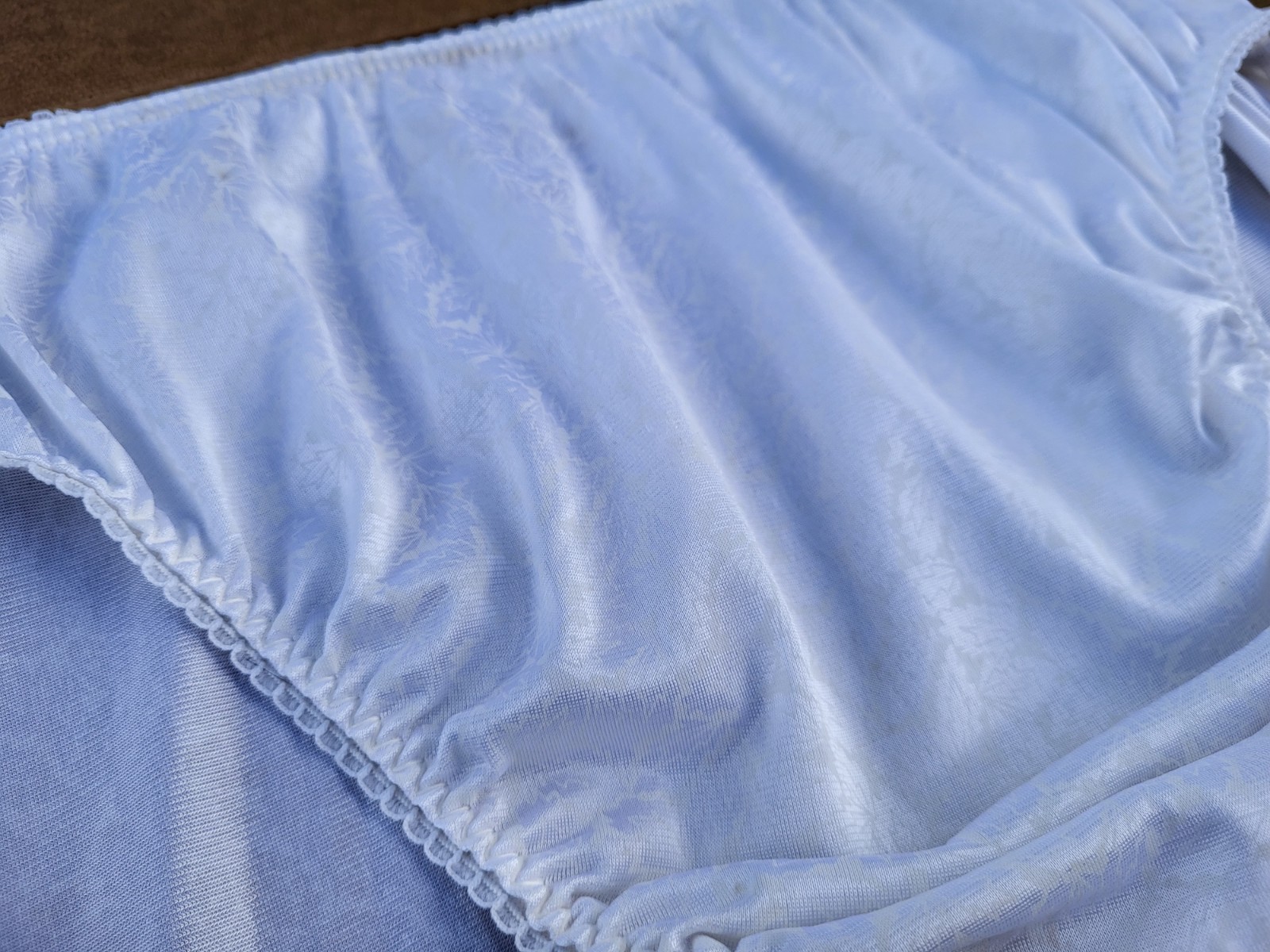 Vtg 80s Bridal White Floral Sz 10 NOS Antron III Nylon HiRise Movie Star 051401