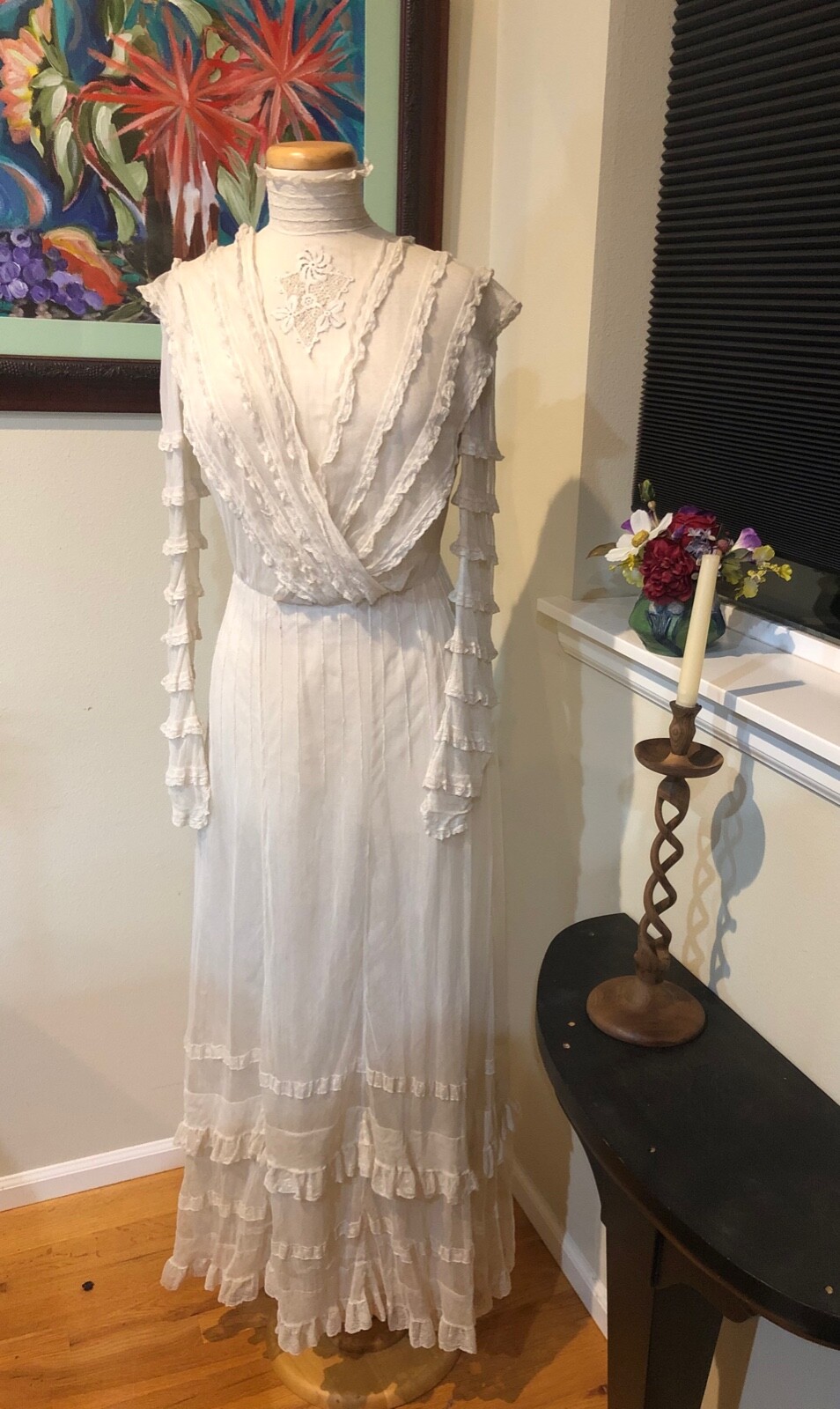 True Antique Edwardian Beauty / Tulle & Lace Dress in Great Condition – XS/ S