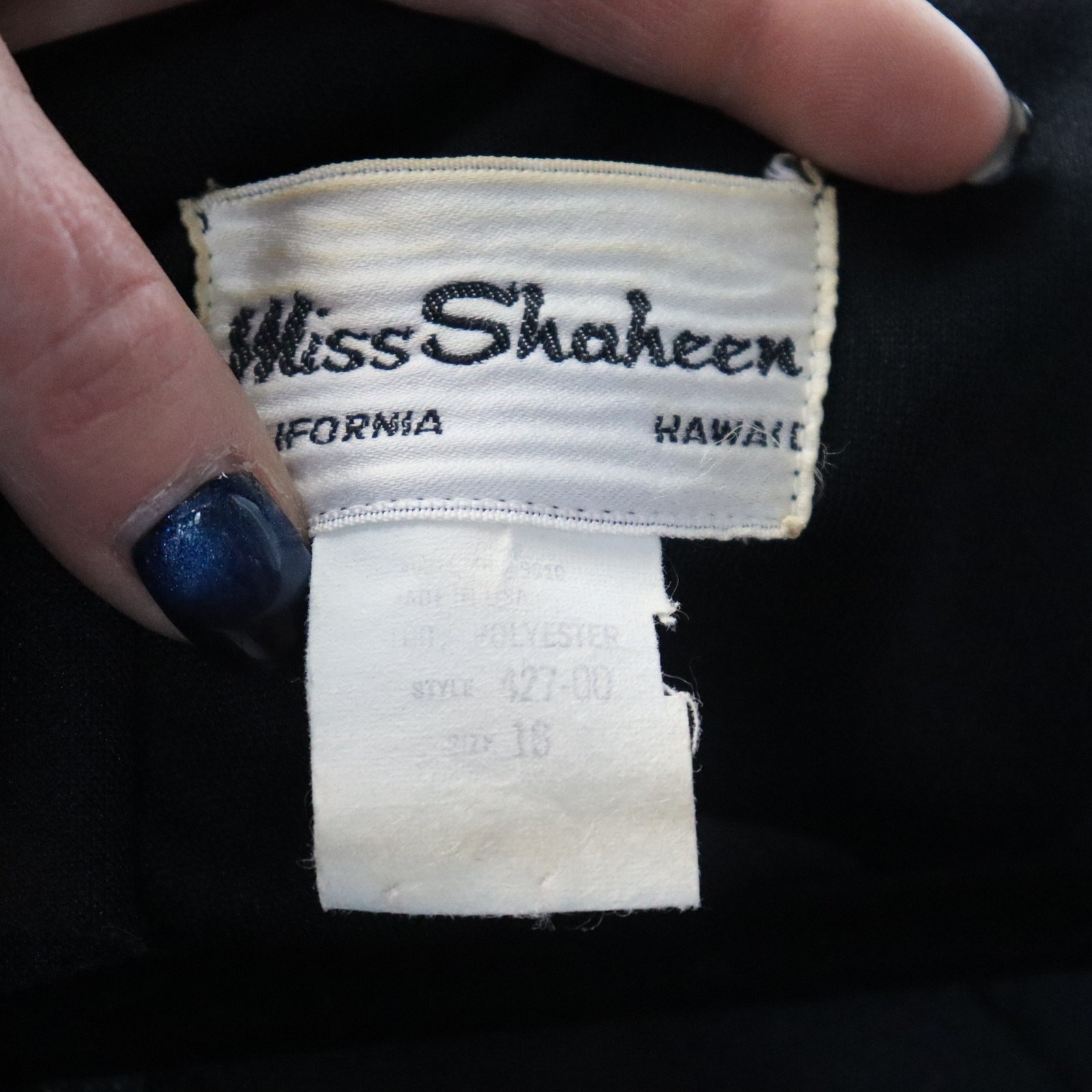 Vintage Miss Shaheen top with tulip cuffs Size 18