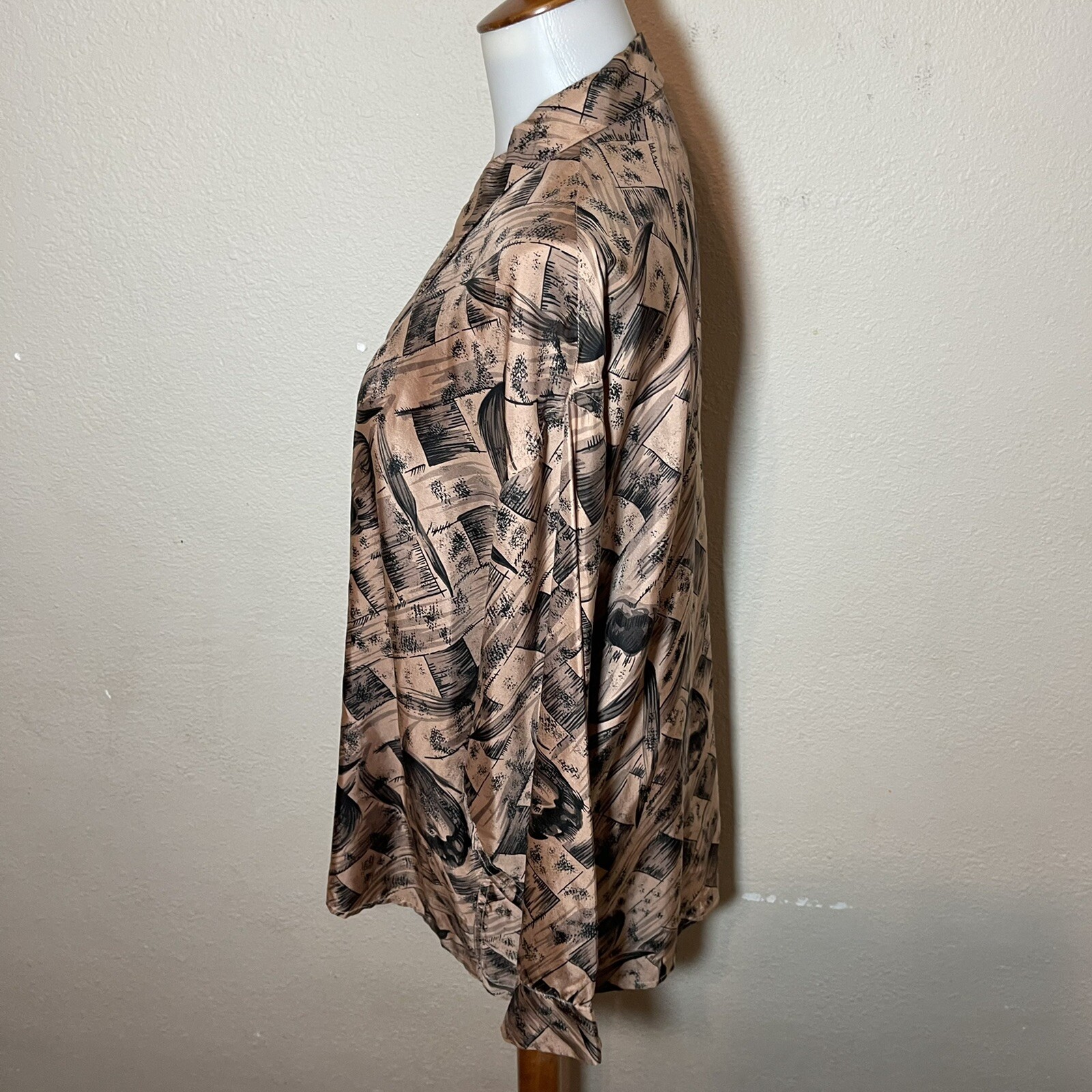 Vintage Ted Lapidus Paris Blouse 100% Silk, Button Up, Long Sleeve, Tulips Med