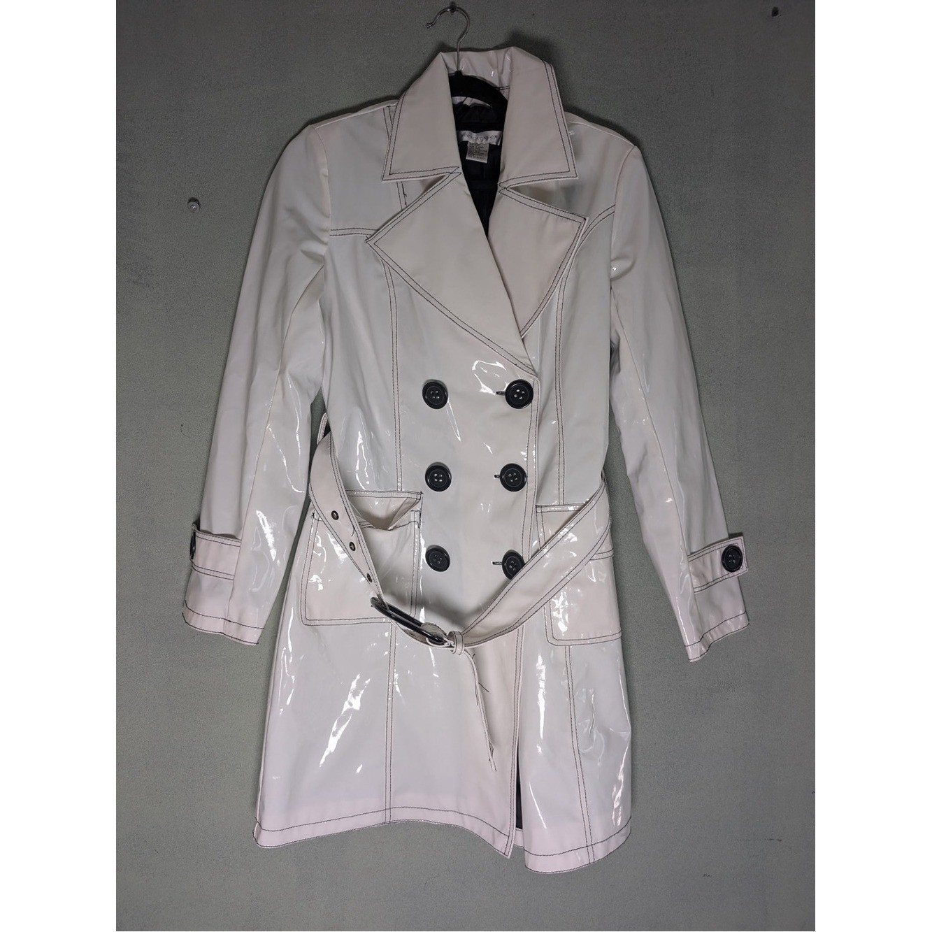 Vtg Y2K is Newport News Patent Leather Double-Breasted Trench Coat – White