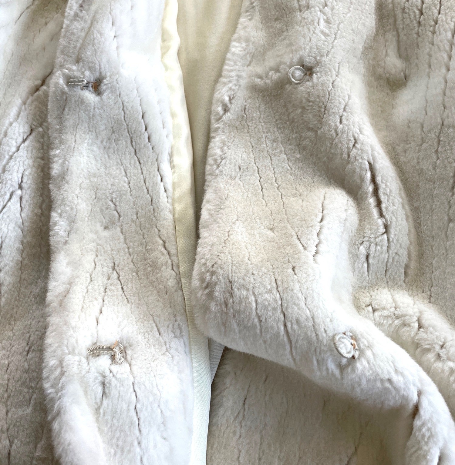 Vtg 70’s Jacques Saint Laurent Off White Faux Fur Chevron Coat with Pockets XL