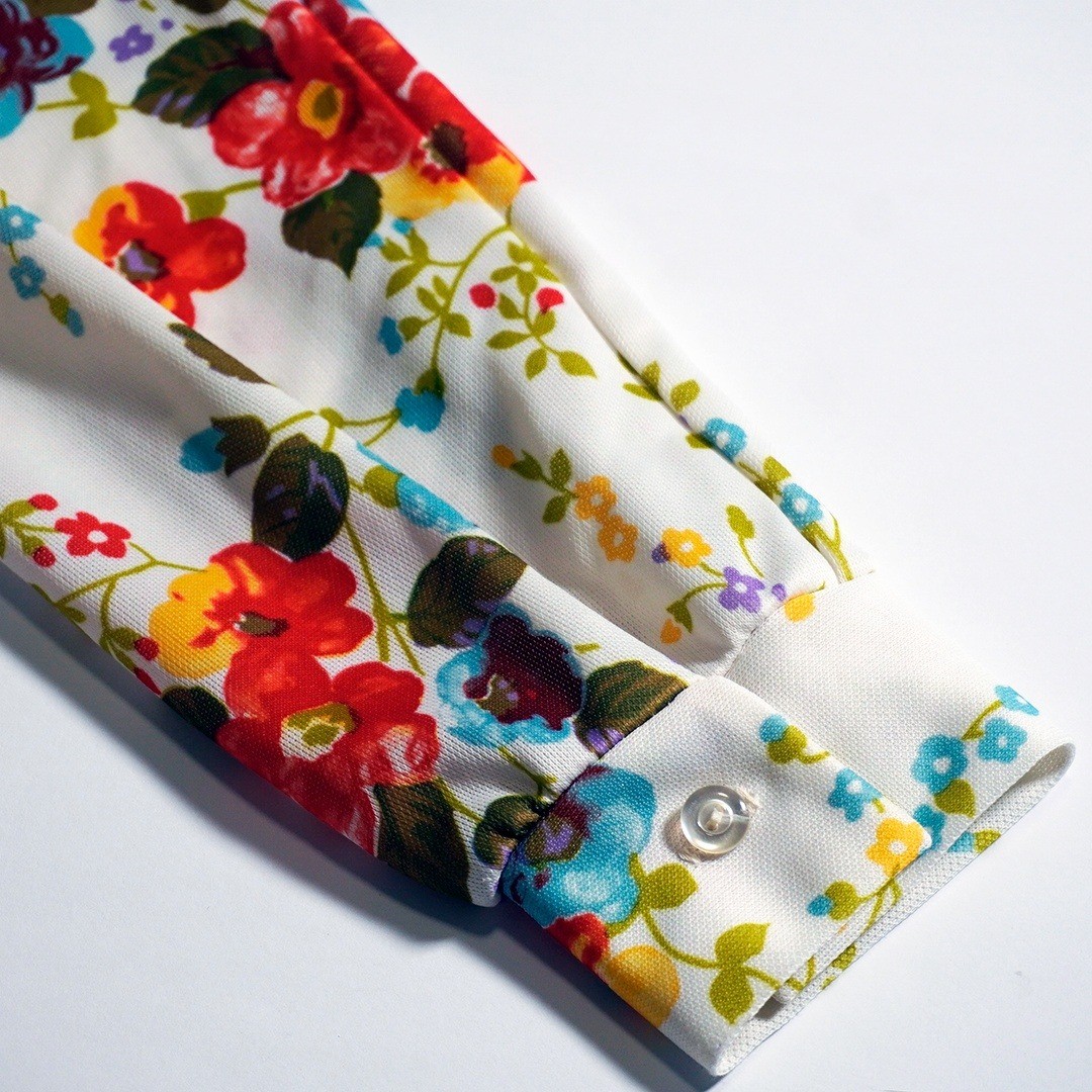 Retro 70s Floral Dagger Collar Button-Down Blouse White Red Orange Print 0X L