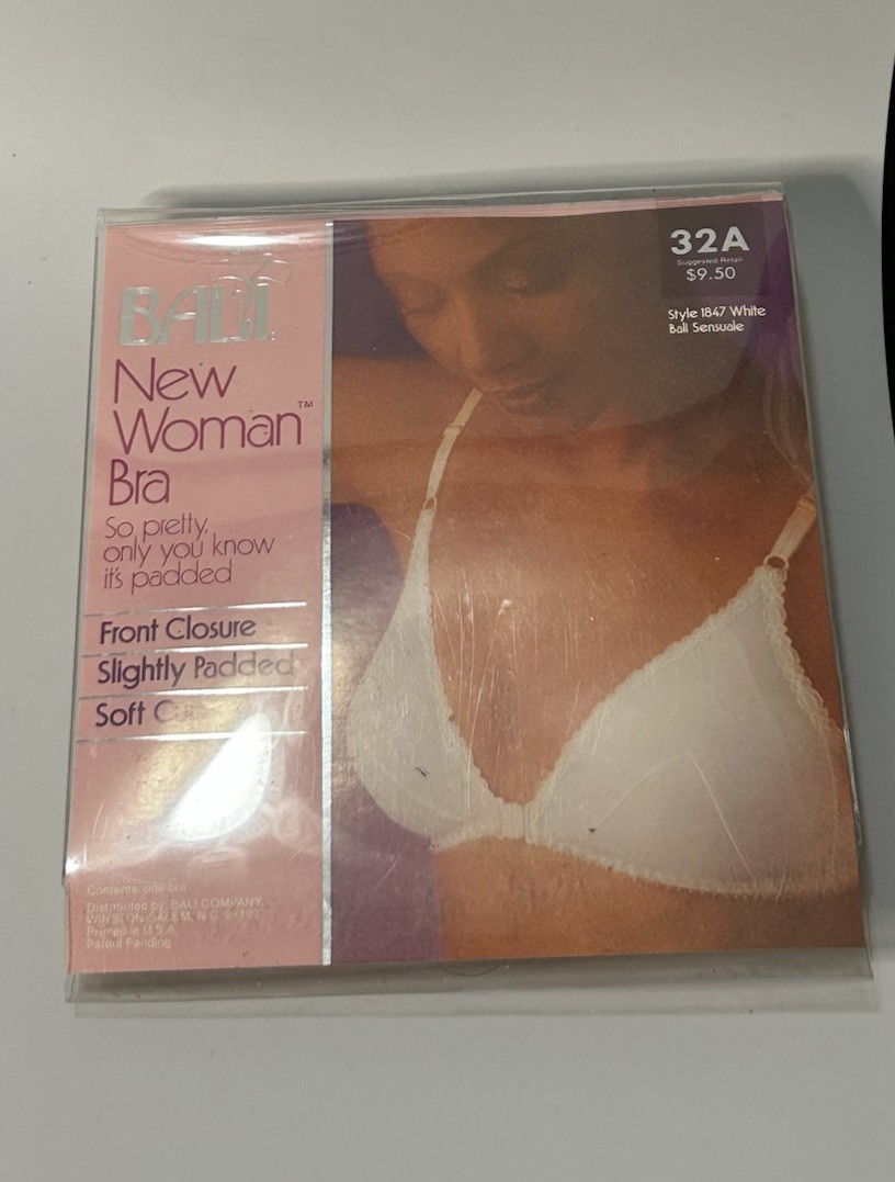 NEW Vtg 90s NOS Bali Sensual Bra #1847 White 32A Front Closure Padded Soft Cup